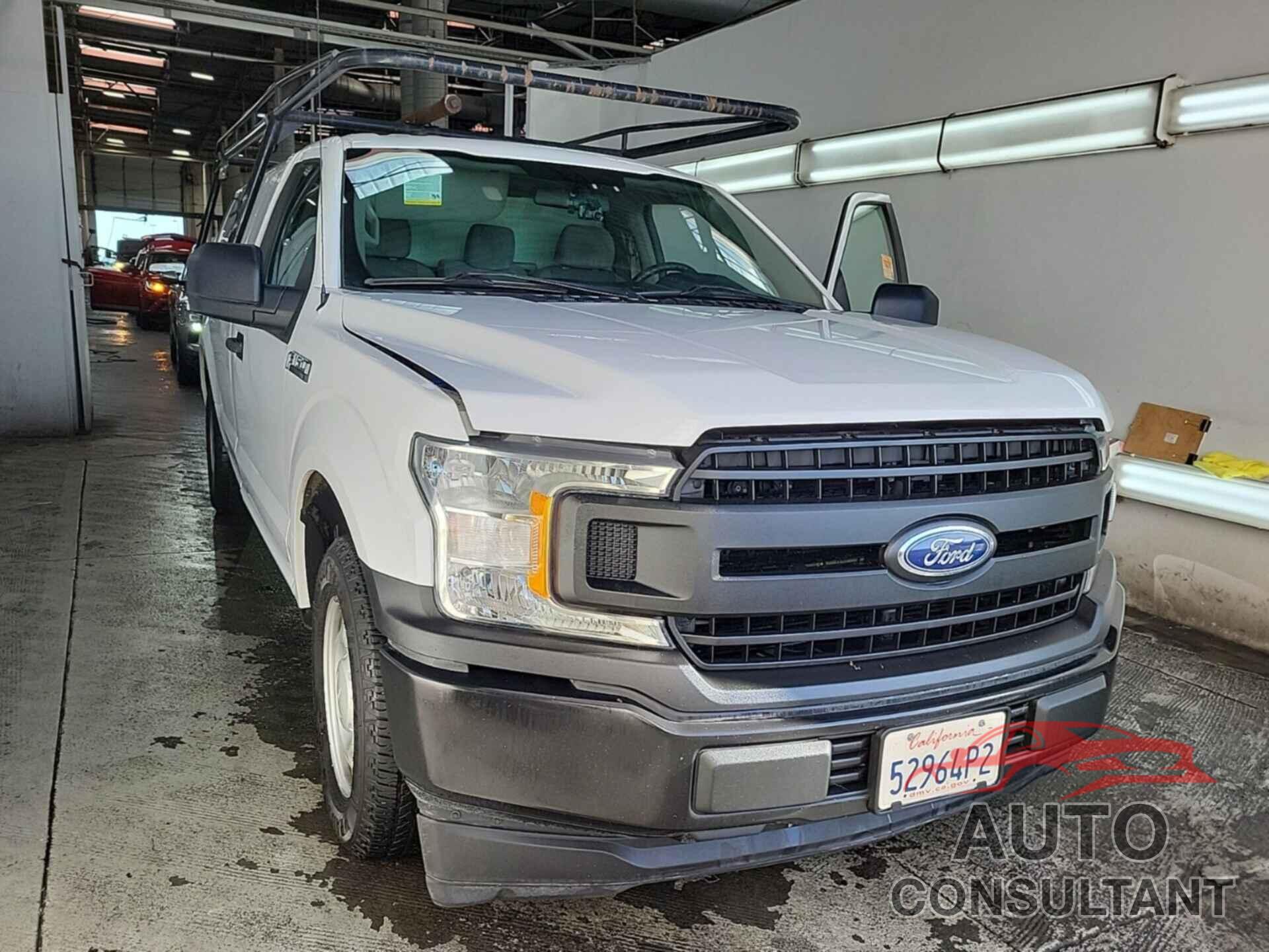 FORD F150 2018 - 1FTMF1CB6JKF17831