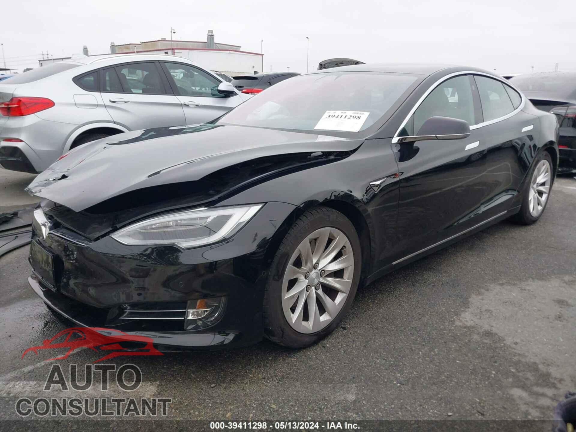 TESLA MODEL S 2018 - 5YJSA1E20JF290748