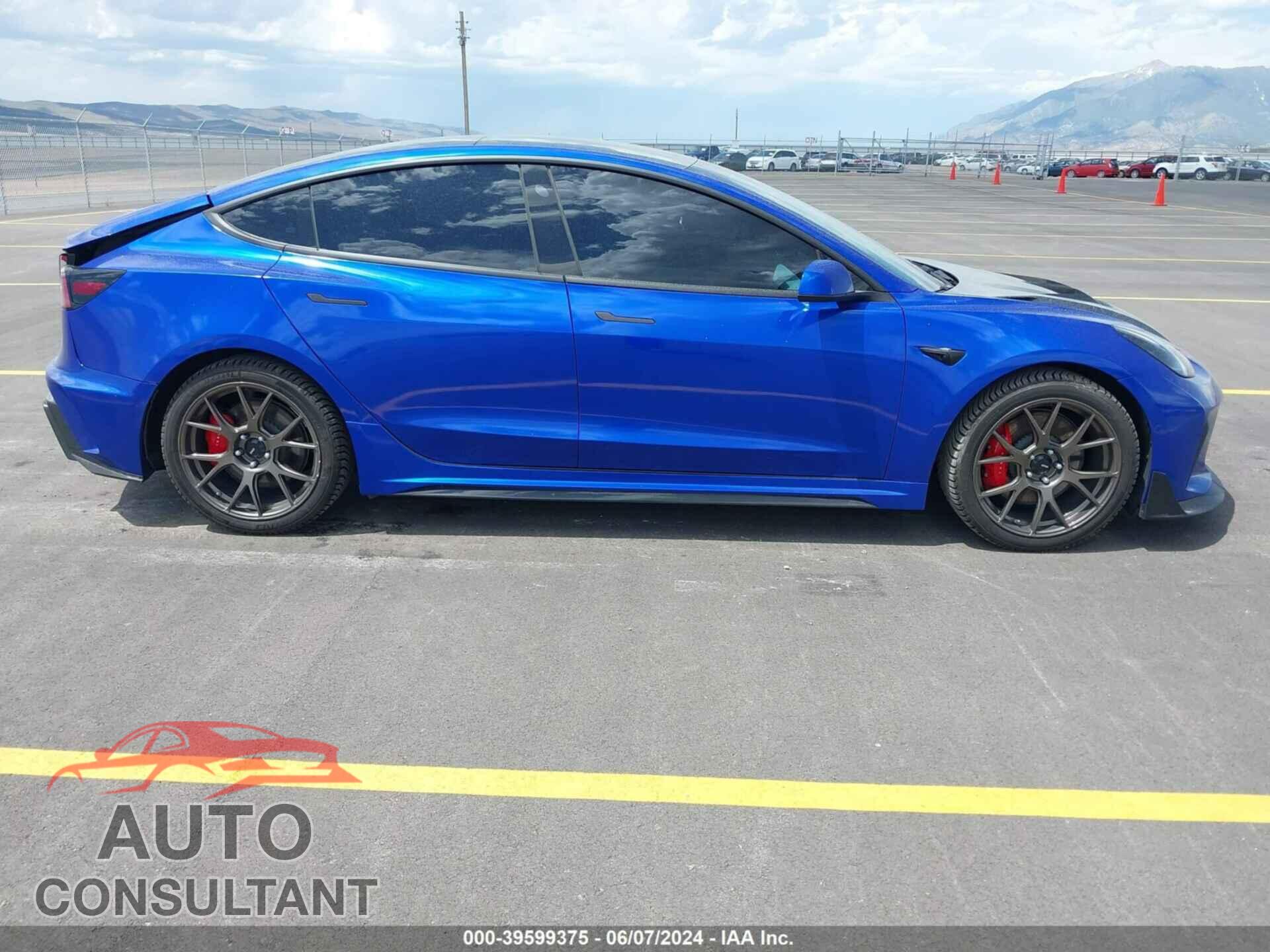 TESLA MODEL 3 2019 - 5YJ3E1EB9KF393340