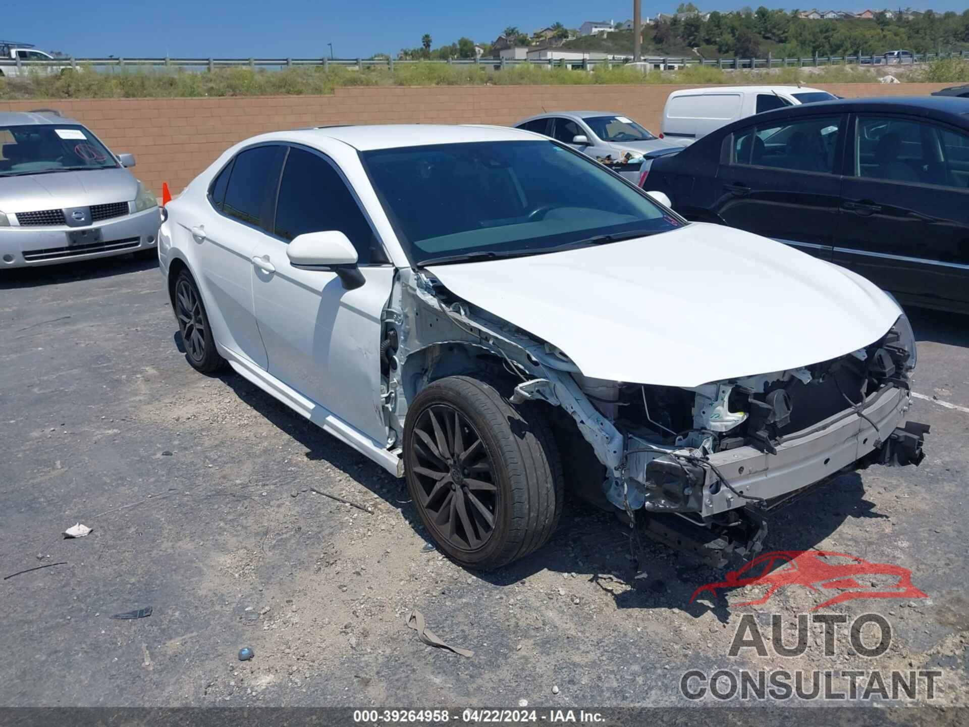 TOYOTA CAMRY 2022 - 4T1G11AK1NU688975