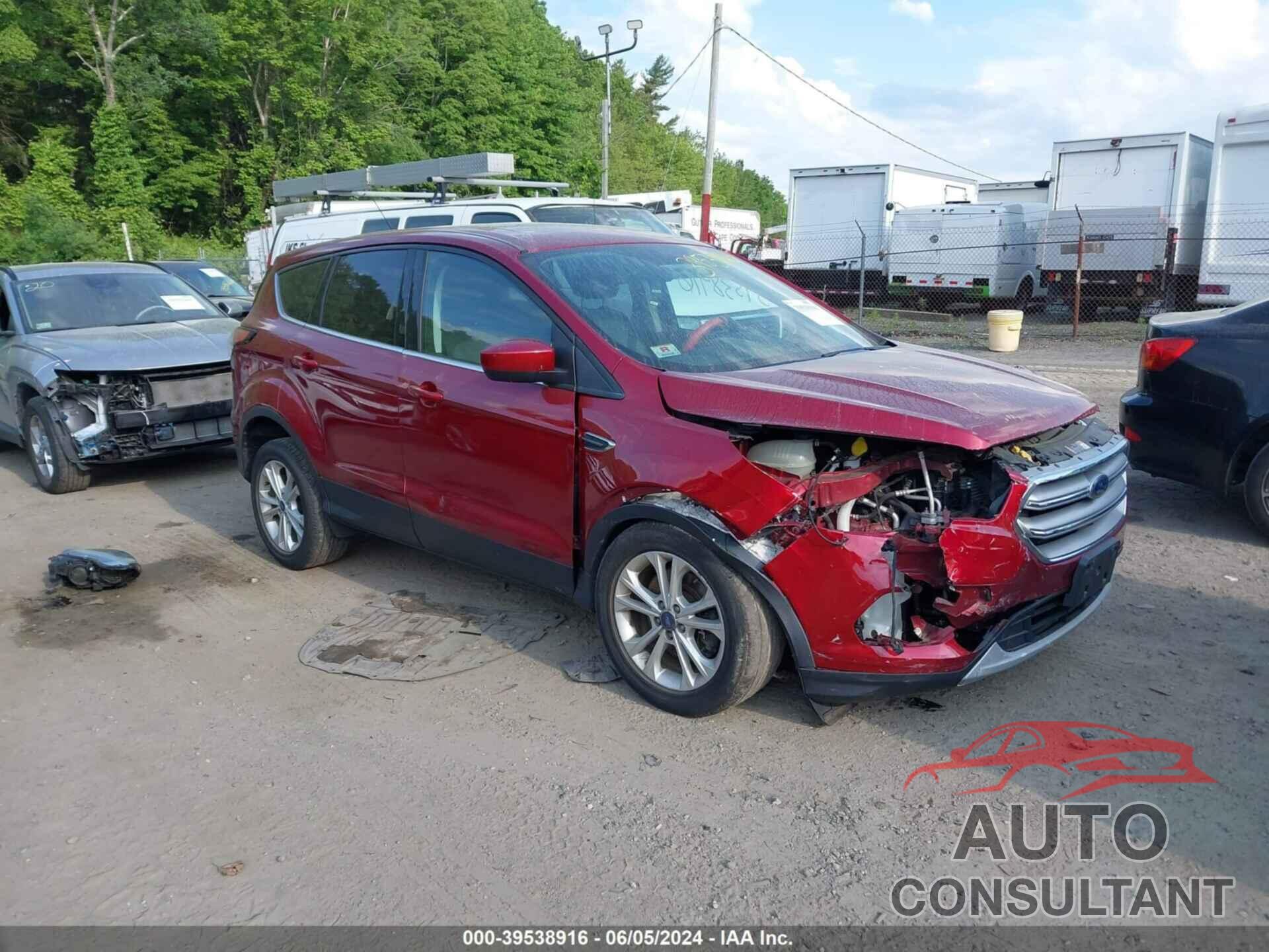 FORD ESCAPE 2017 - 1FMCU9GD0HUB94561