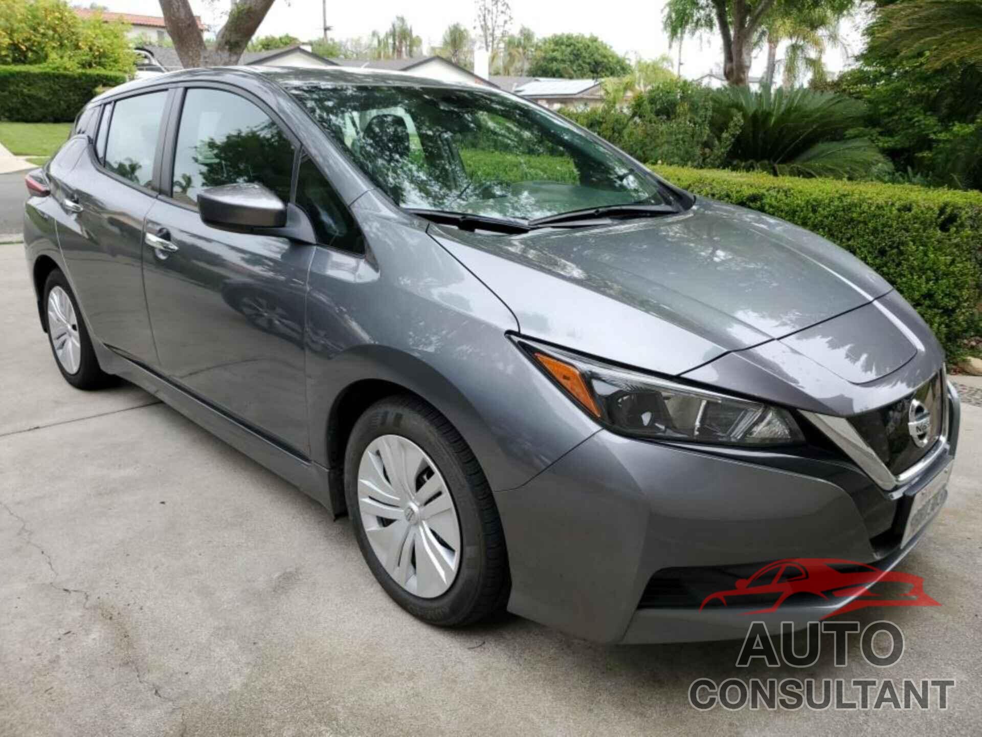 NISSAN LEAF 2022 - 1N4AZ1BV3NC563578