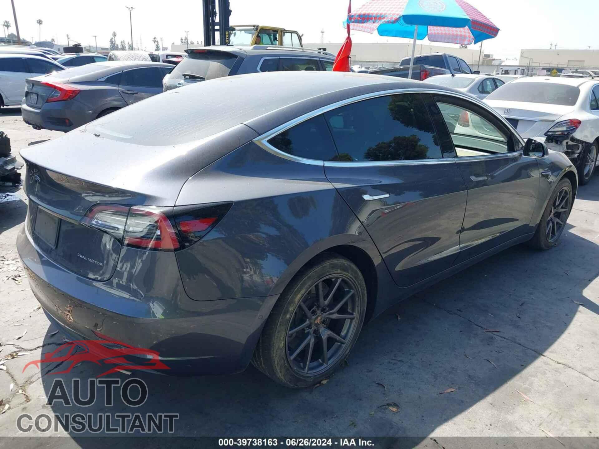 TESLA MODEL 3 2019 - 5YJ3E1EB4KF385906