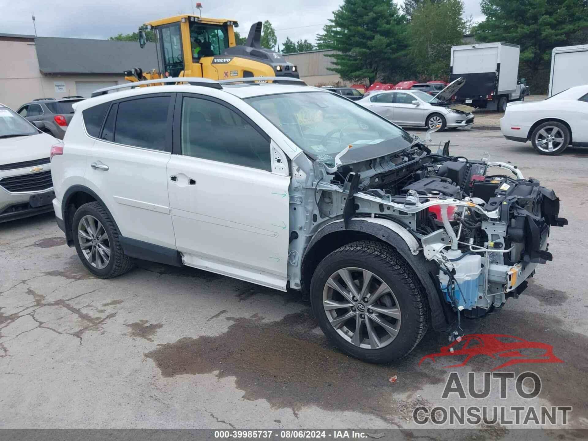 TOYOTA RAV4 2017 - JTMDFREV9HJ172980