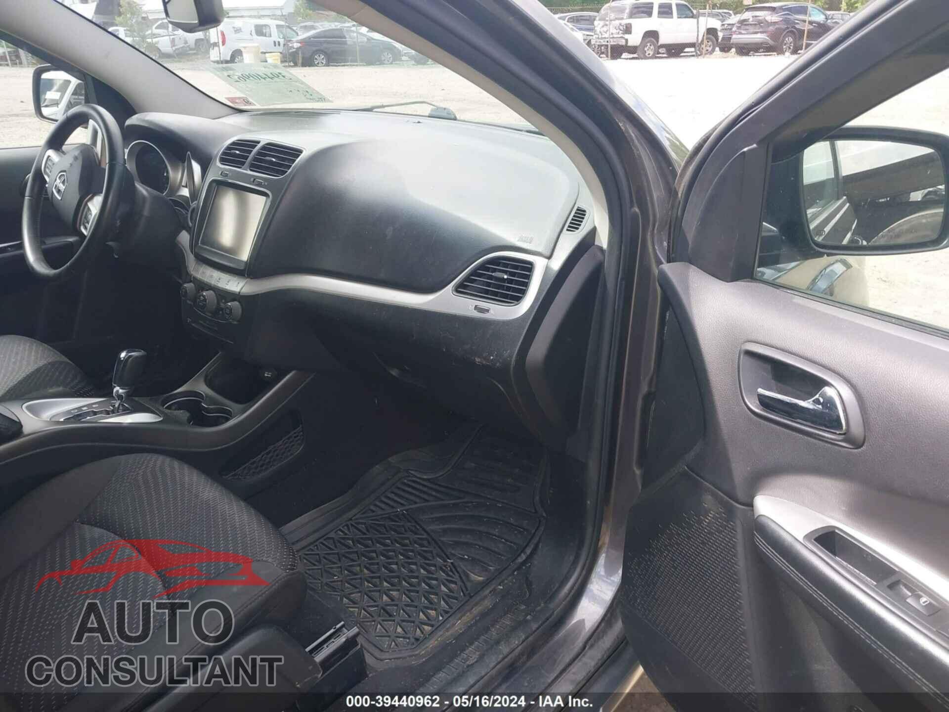DODGE JOURNEY 2017 - 3C4PDCGG9HT671625