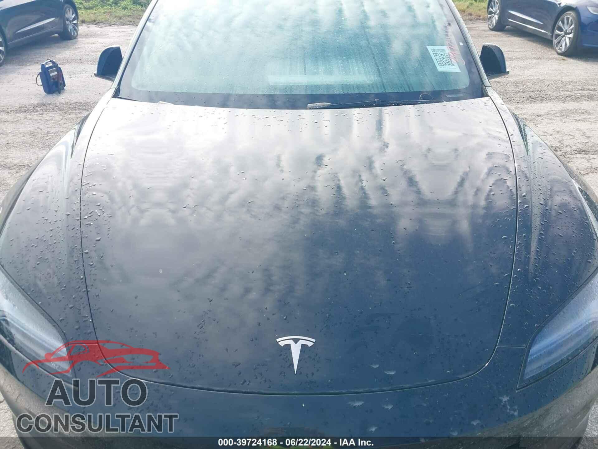 TESLA MODEL 3 2024 - 5YJ3E1EA9RF749853