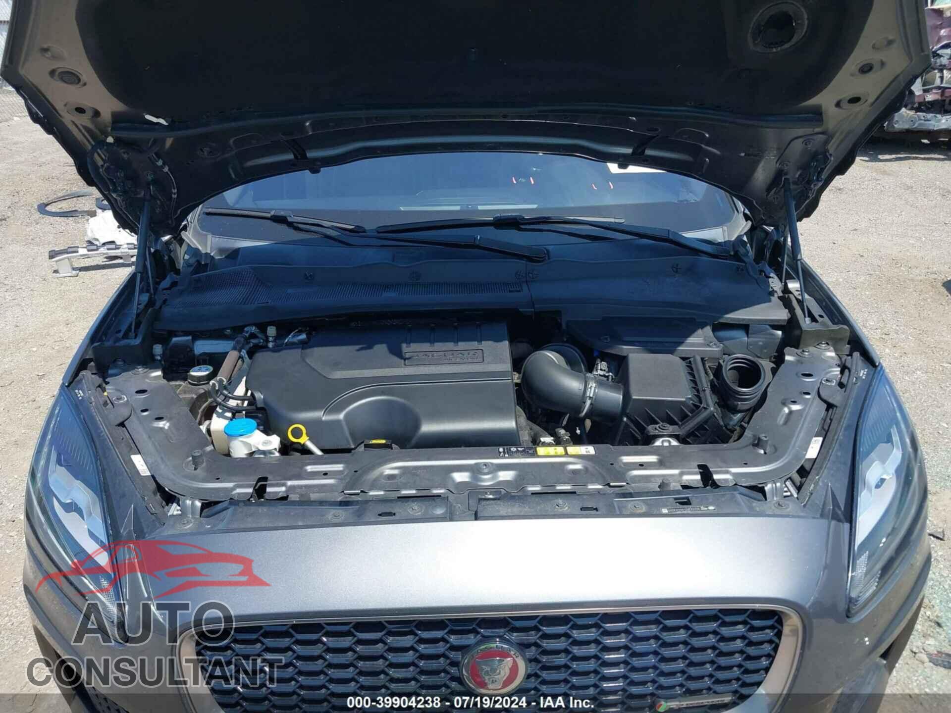 JAGUAR E-PACE 2018 - SADFM2GX1J1Z33208