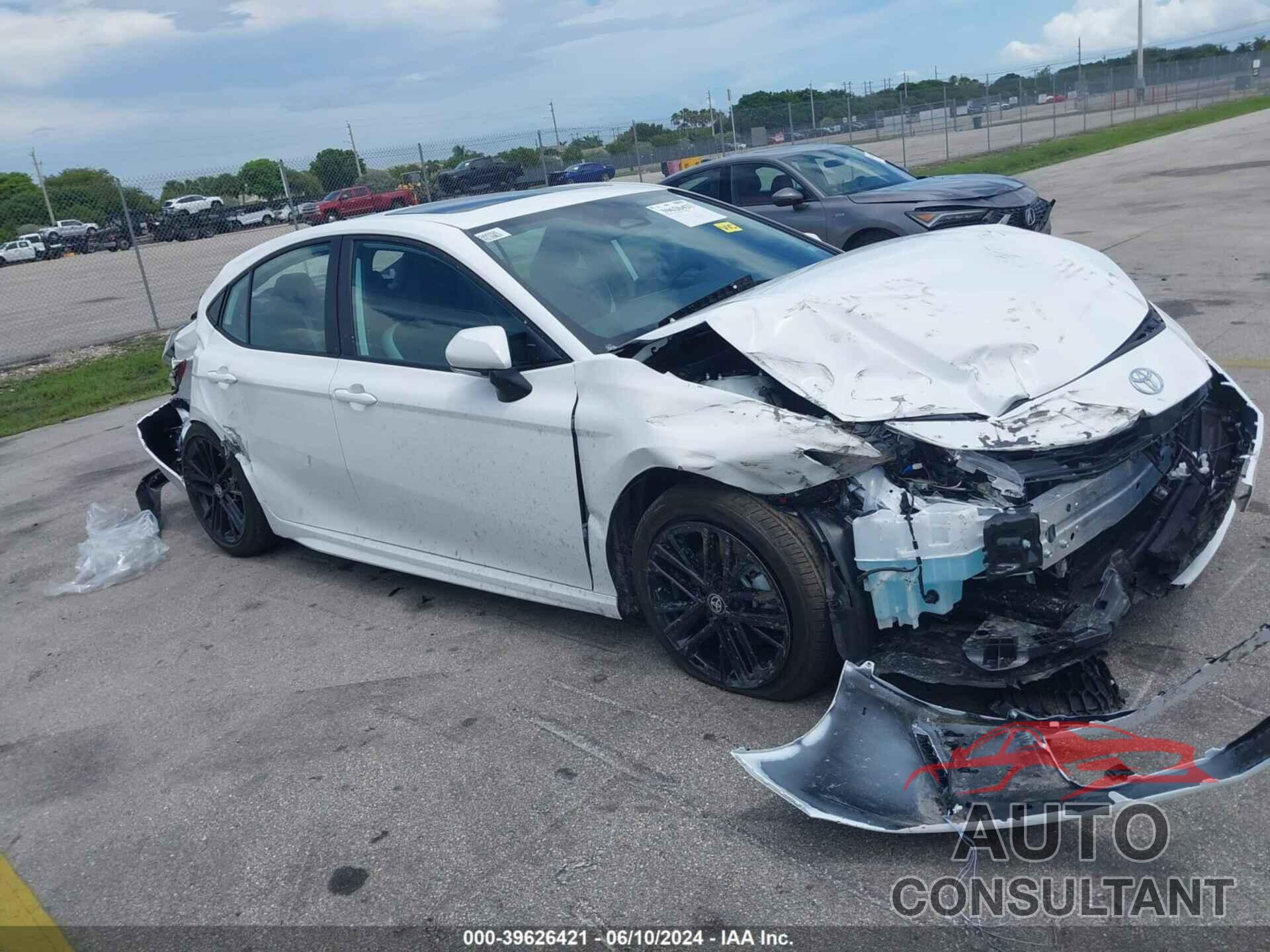 TOYOTA CAMRY 2025 - 4T1DAACK6SU007625