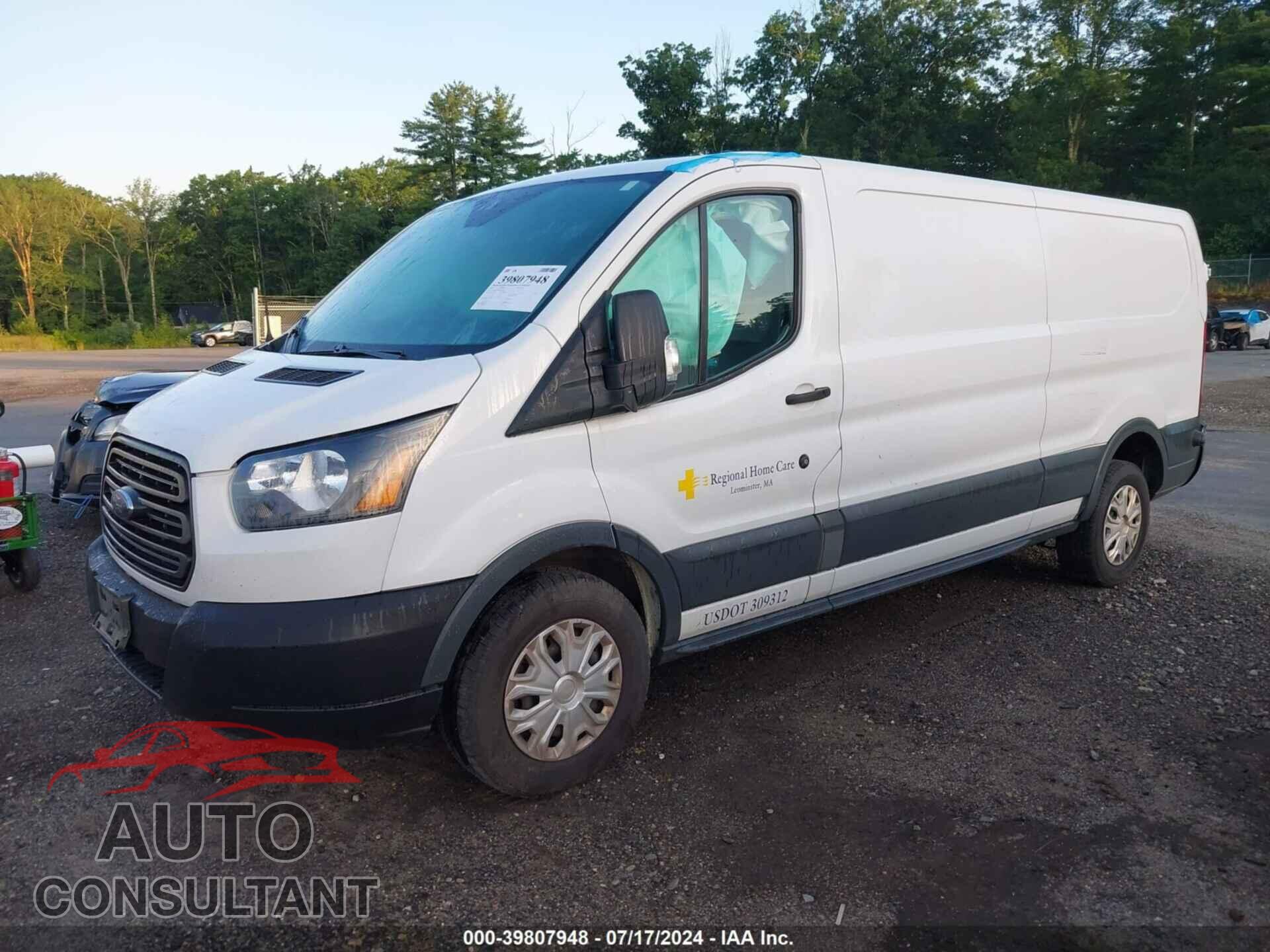 FORD TRANSIT 2018 - 1FTYR2YM8JKA06453