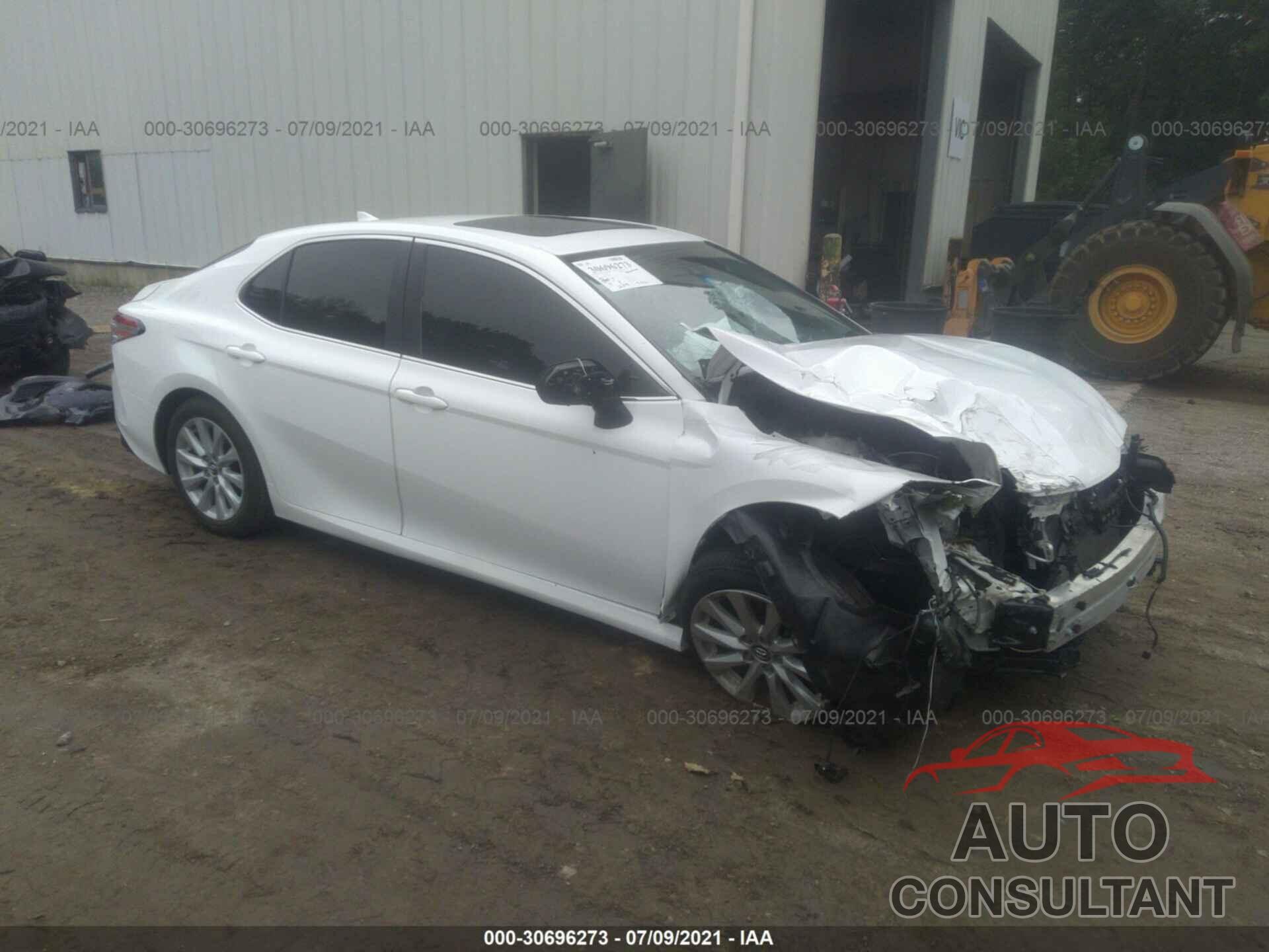 TOYOTA CAMRY 2020 - 4T1L11AK7LU865900