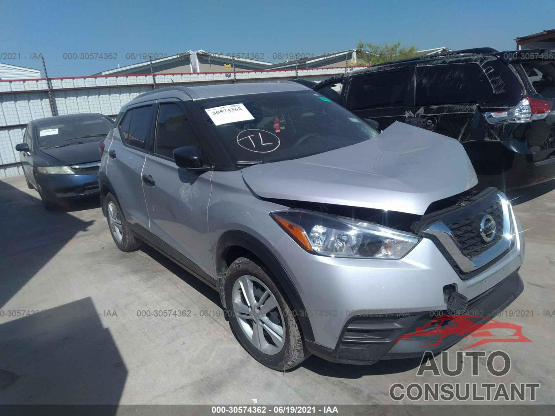 NISSAN KICKS 2019 - 3N1CP5CU4KL559516