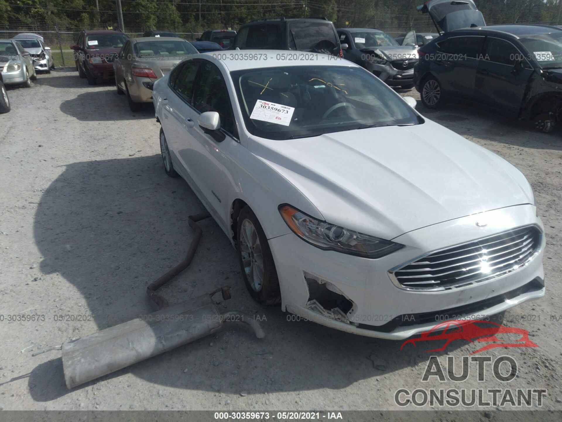 FORD FUSION HYBRID 2019 - 3FA6P0LU3KR222643