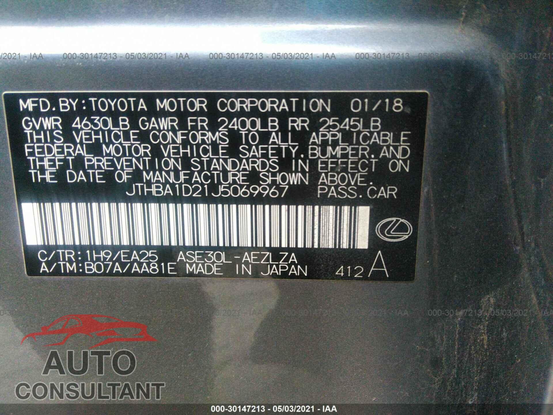 LEXUS IS 2018 - JTHBA1D21J5069967