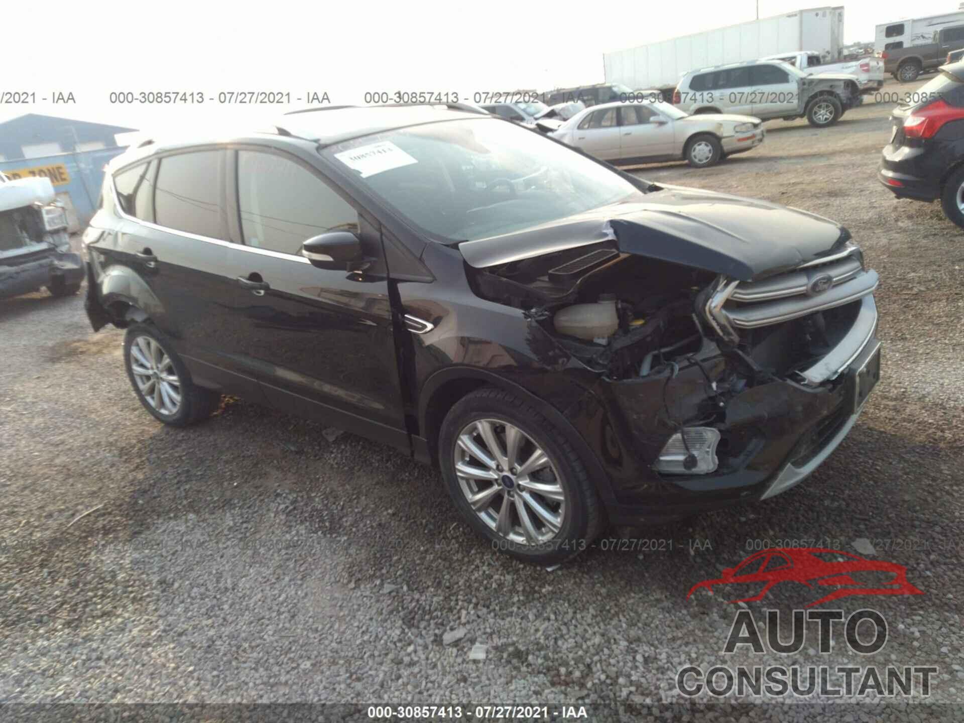 FORD ESCAPE 2017 - 1FMCU9J95HUA23115