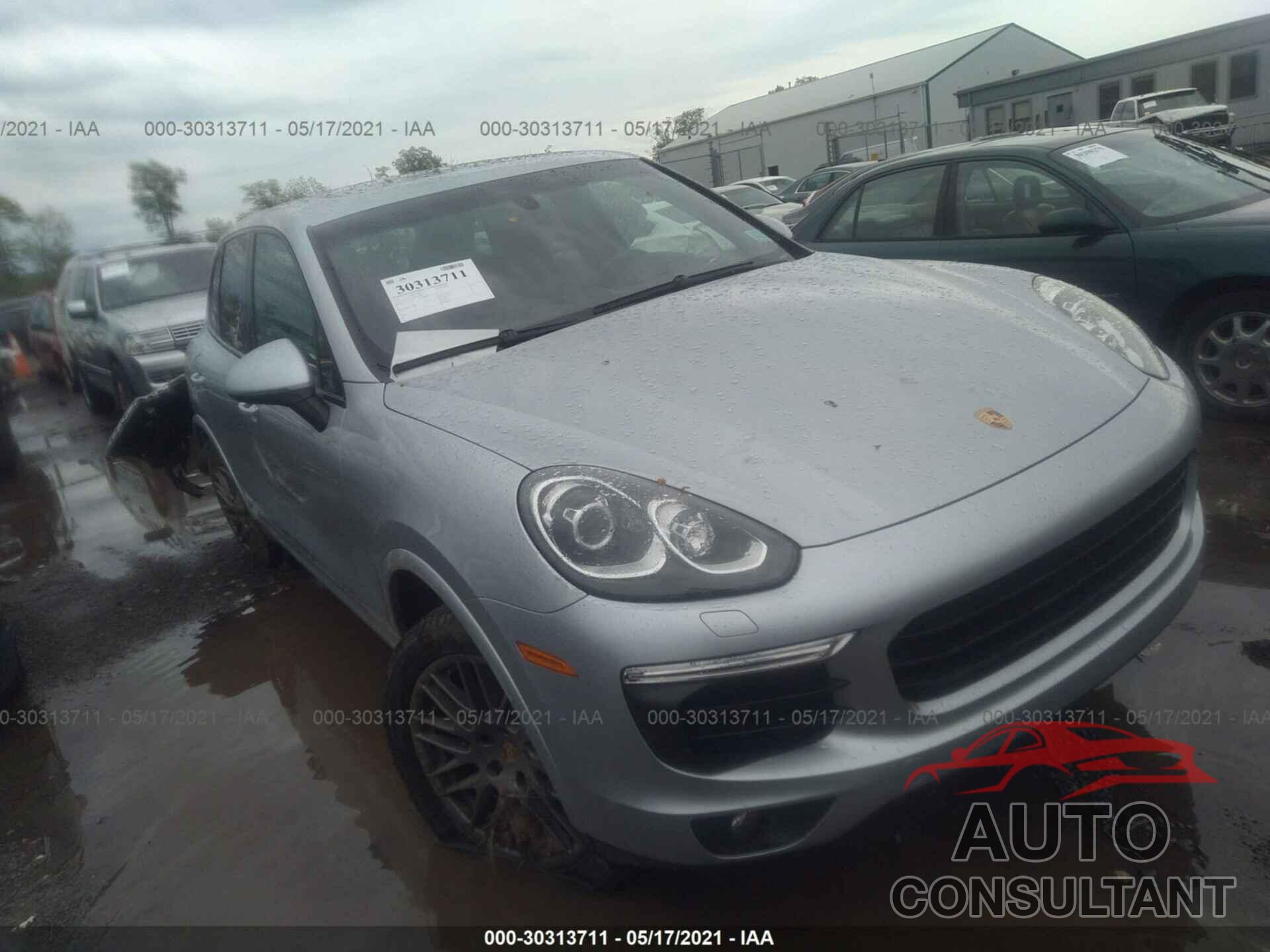 PORSCHE CAYENNE 2017 - WP1AA2A28HKA89389