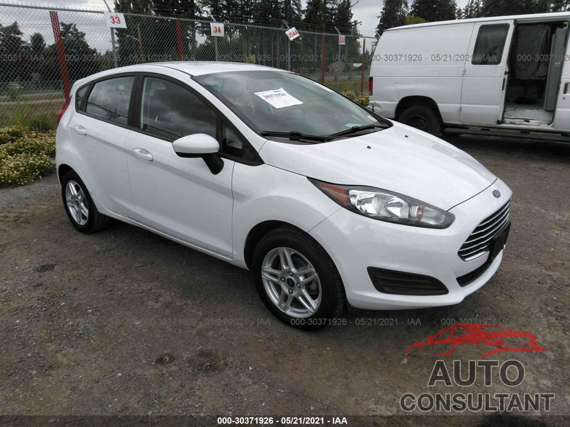 FORD FIESTA 2017 - 3FADP4EJ4HM123997