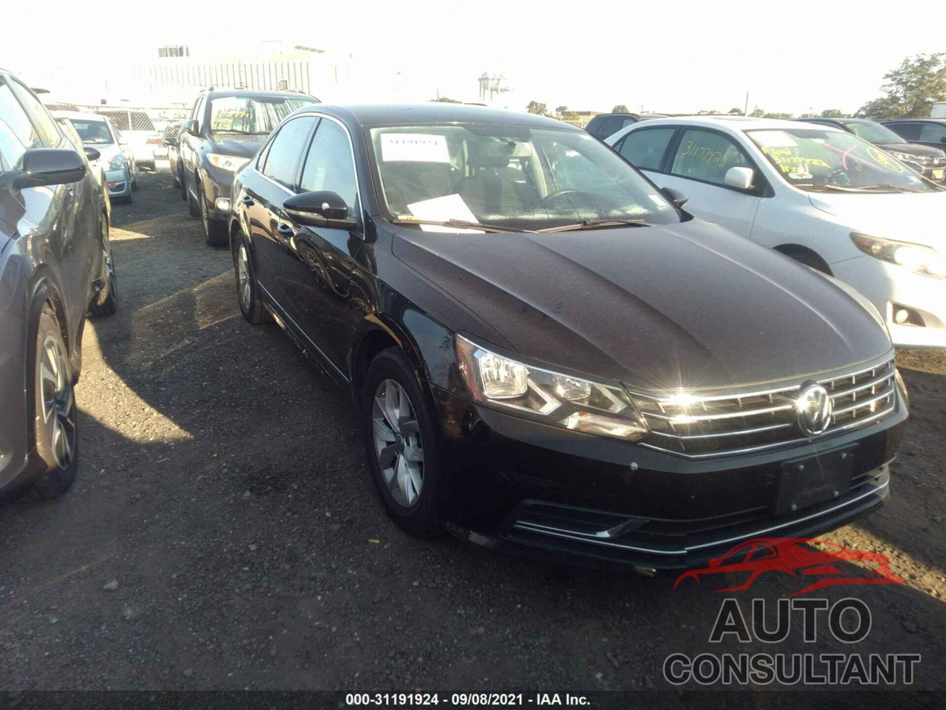 VOLKSWAGEN PASSAT 2016 - 1VWAT7A38GC031807