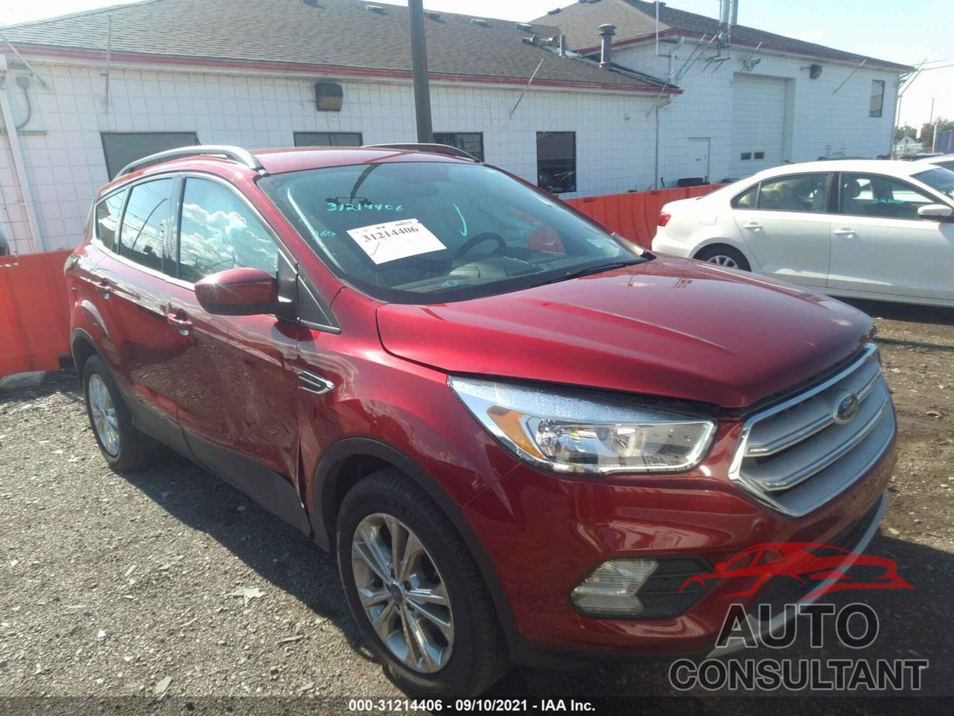 FORD ESCAPE 2018 - 1FMCU9GD6JUA19558