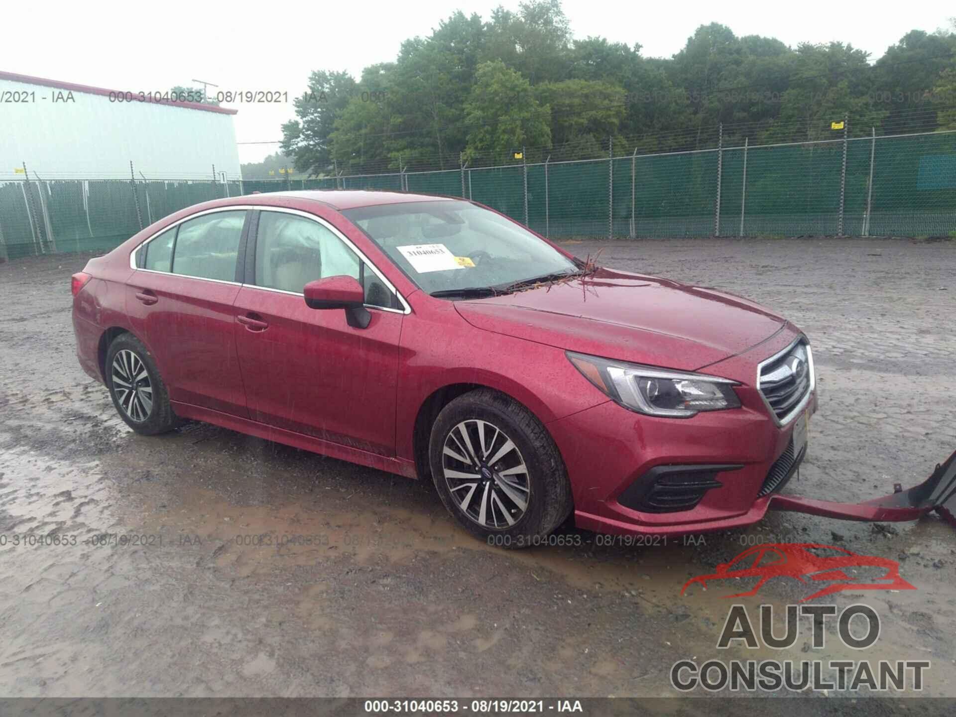 SUBARU LEGACY 2019 - 4S3BNAF65K3021861