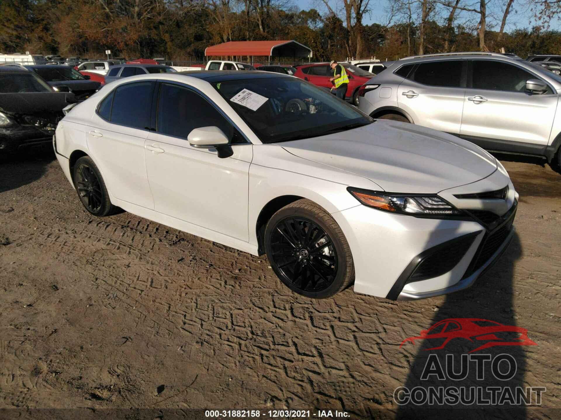 TOYOTA CAMRY 2021 - 4T1K61AK1MU570161