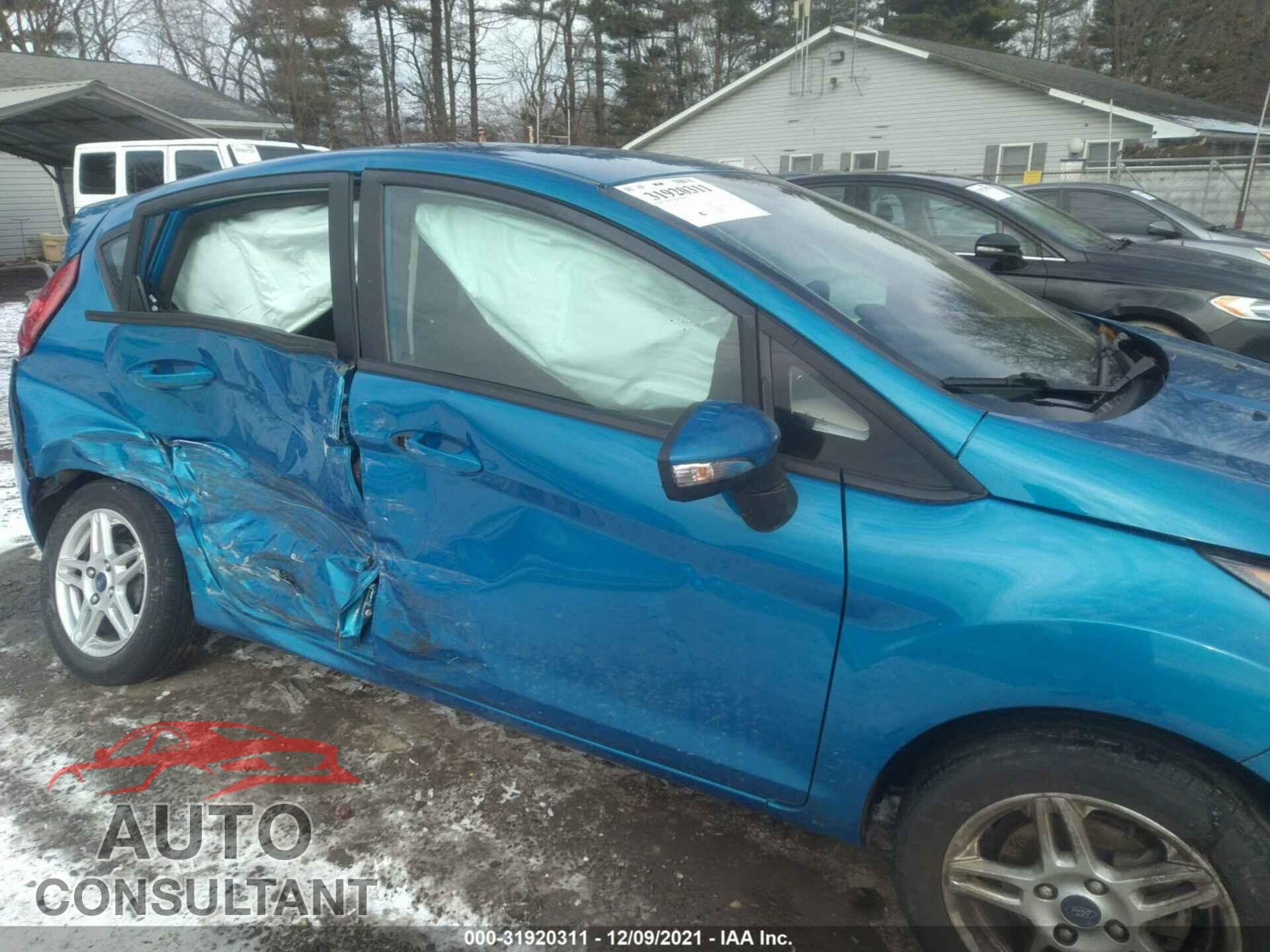 FORD FIESTA 2017 - 3FADP4EJ6HM144513