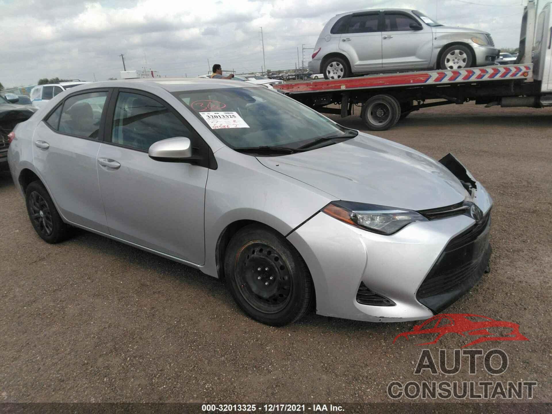 TOYOTA COROLLA 2018 - 5YFBURHE3JP846048
