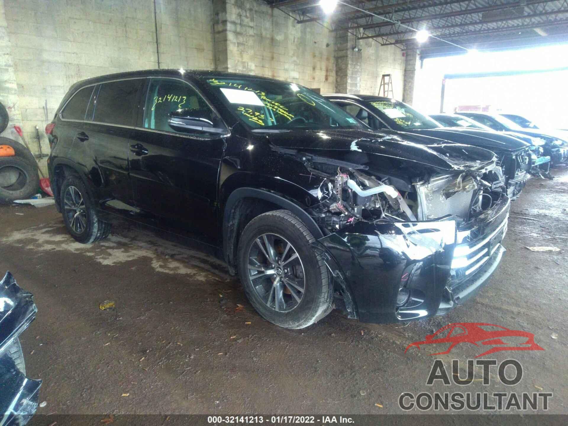 TOYOTA HIGHLANDER 2018 - 5TDBZRFH1JS880107