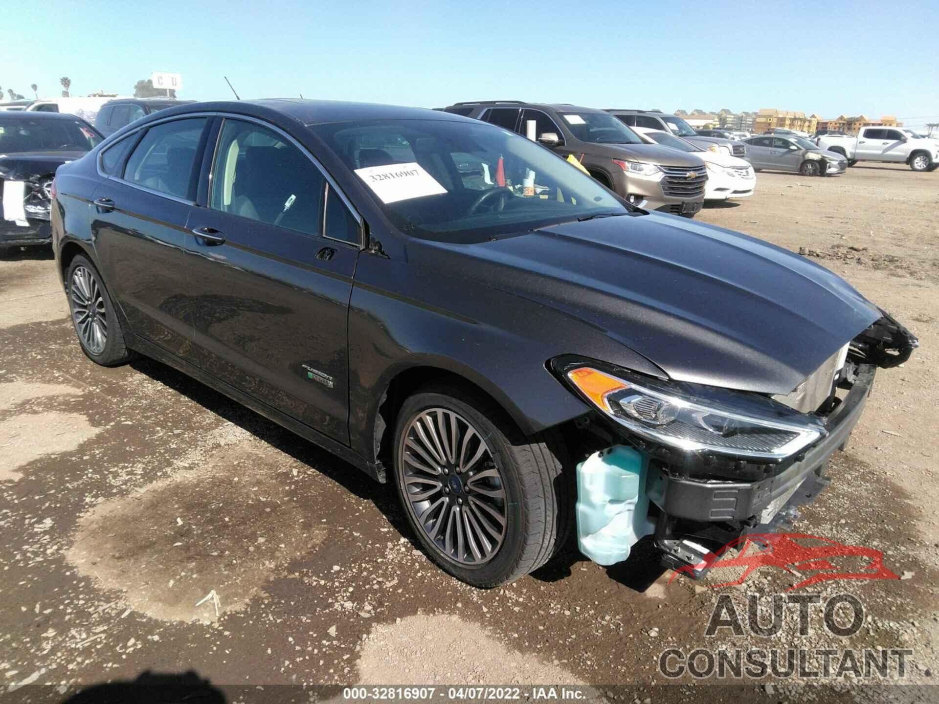 FORD FUSION ENERGI 2018 - 3FA6P0SU5JR167872