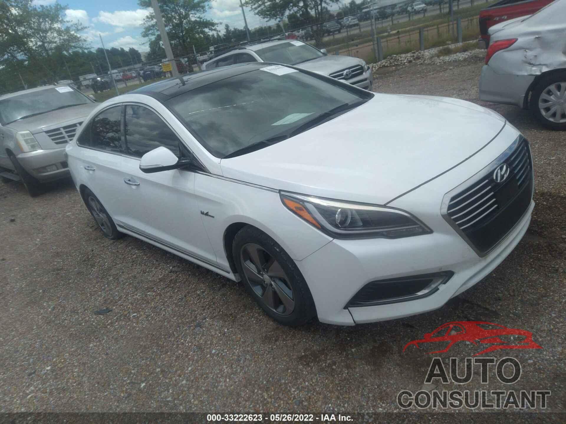 HYUNDAI SONATA HYBRID 2017 - KMHE34L18HA058268