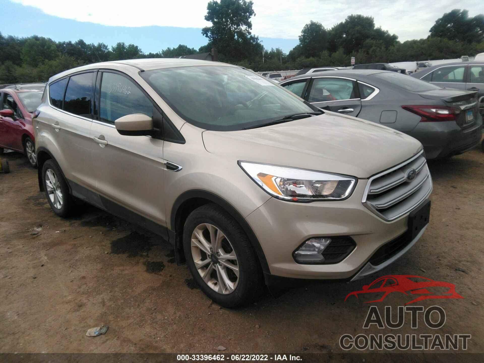 FORD ESCAPE 2017 - 1FMCU0G99HUC36040