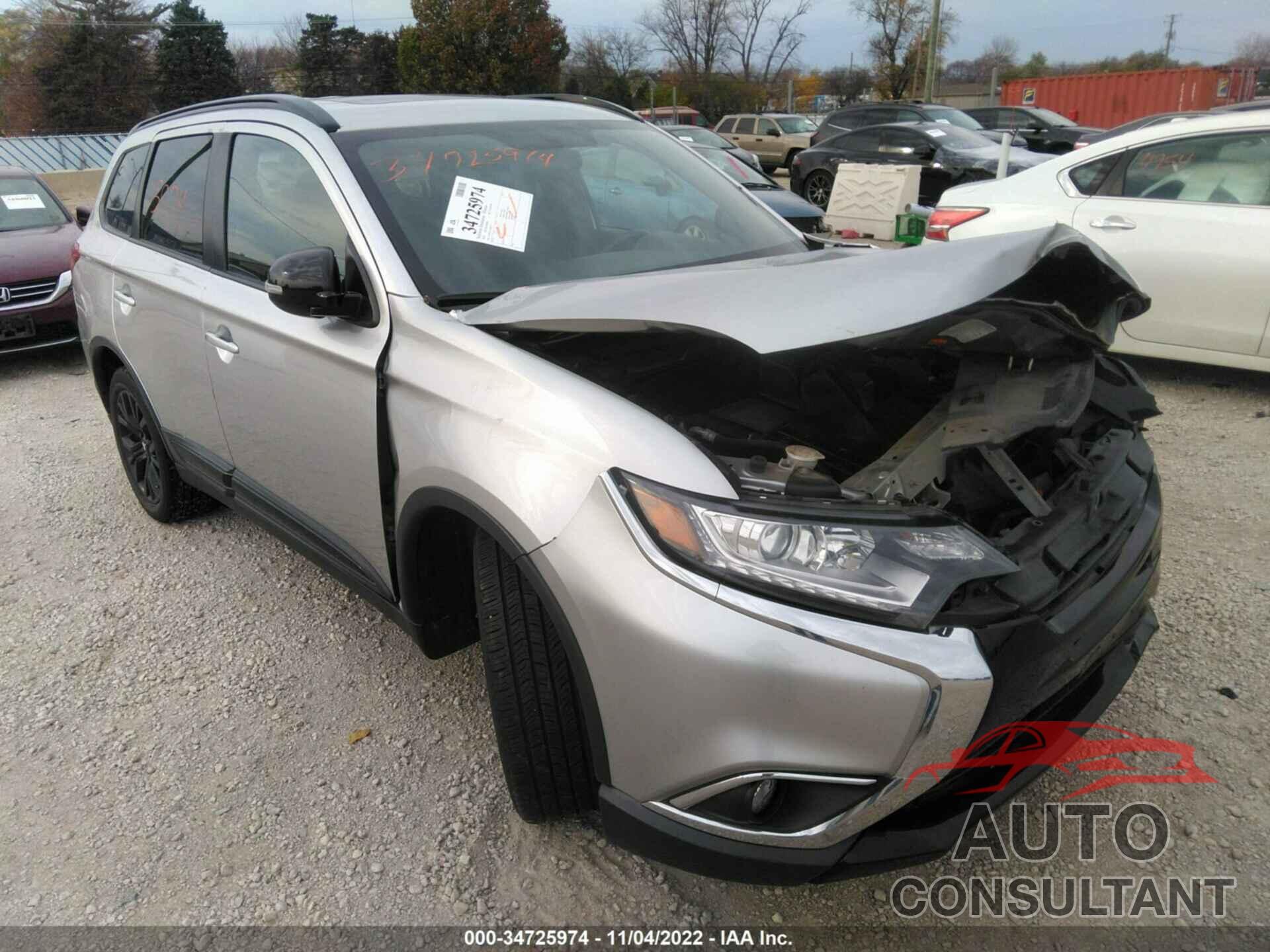 MITSUBISHI OUTLANDER 2018 - JA4AD3A37JZ047231