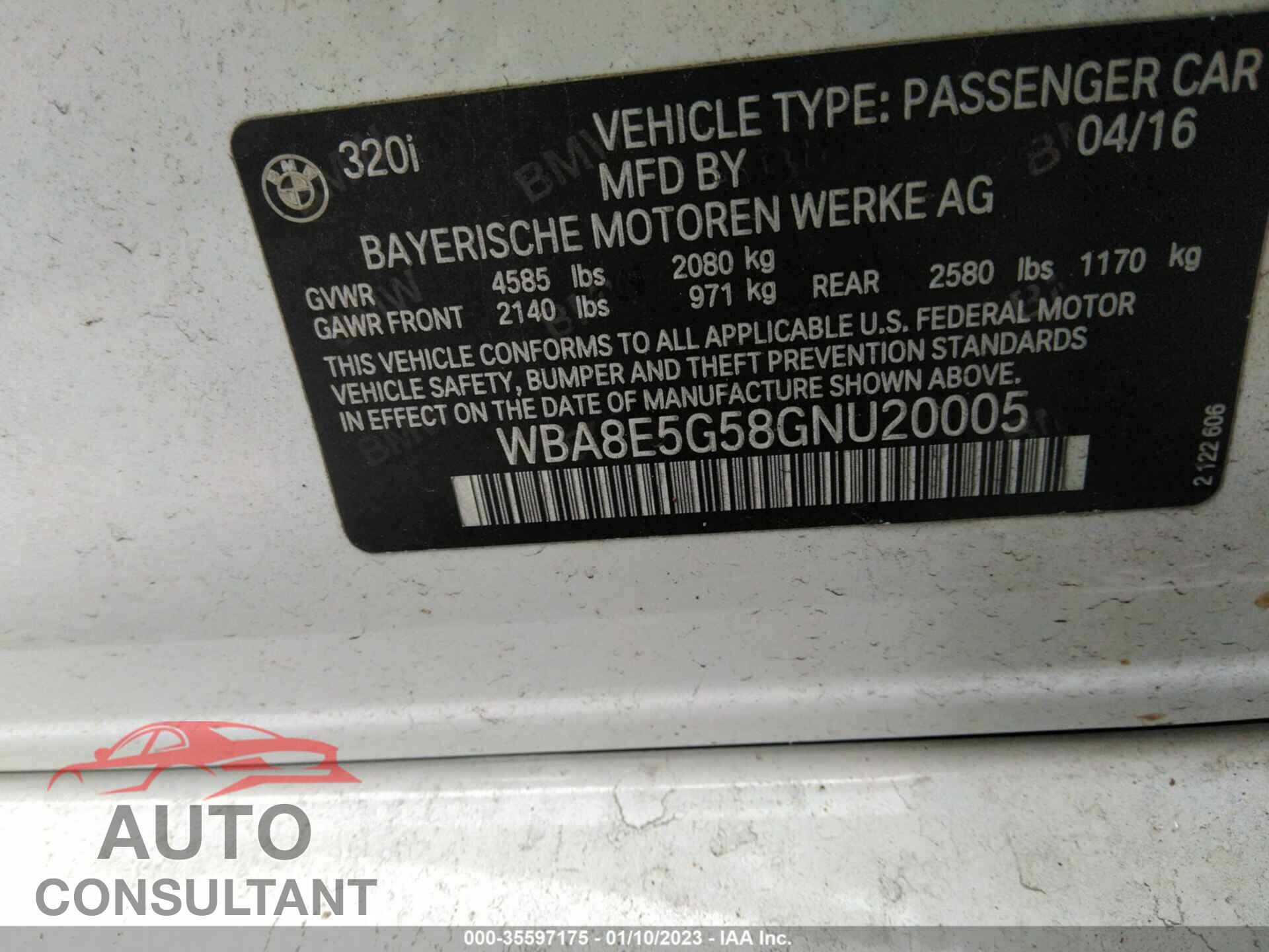 BMW 3 SERIES 2016 - WBA8E5G58GNU20005