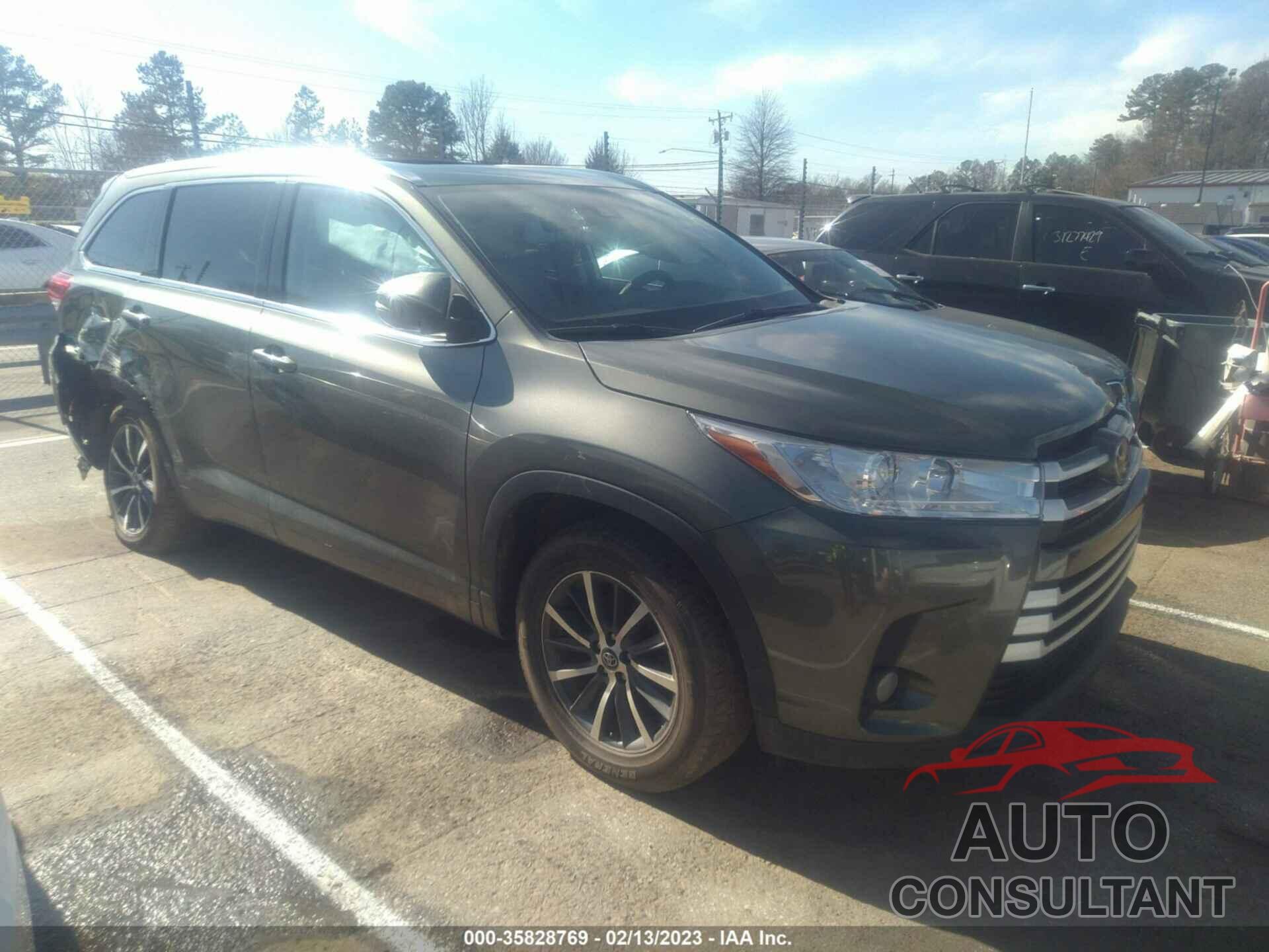 TOYOTA HIGHLANDER 2018 - 5TDKZRFH8JS252934