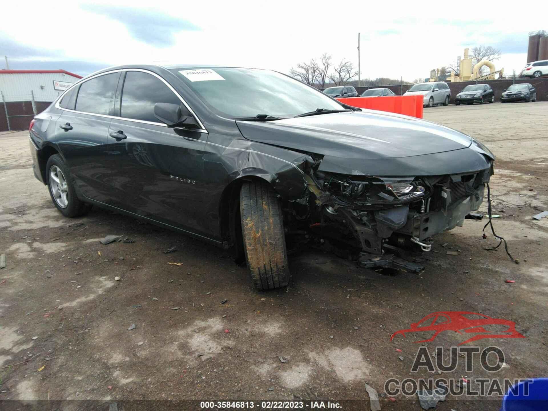 CHEVROLET MALIBU 2018 - 1G1ZB5ST2JF171300