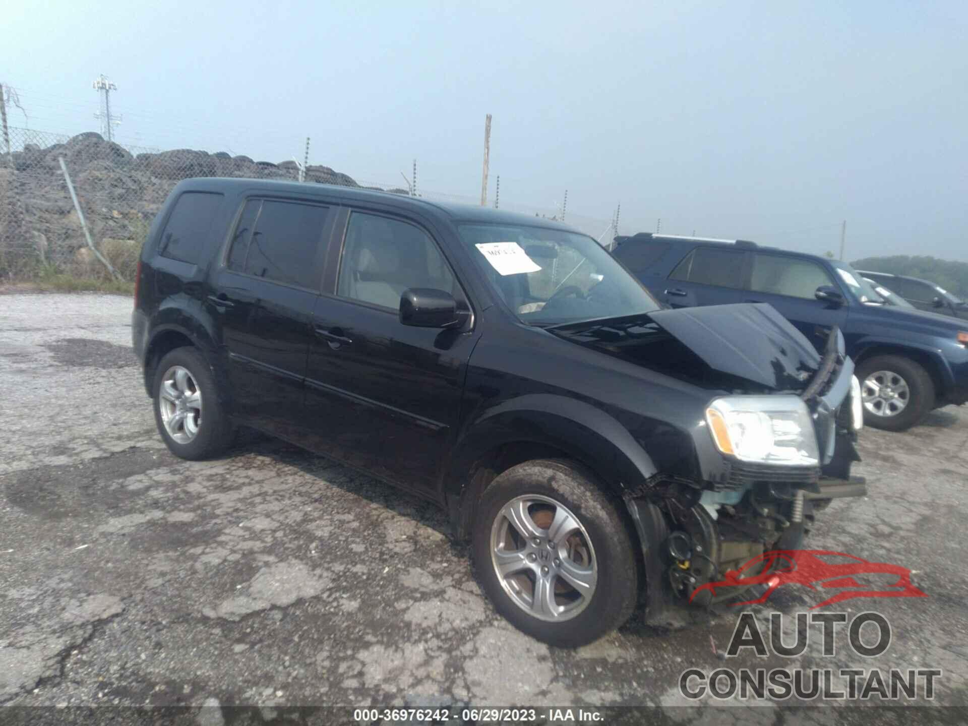 HONDA PILOT 2013 - 5FNYF4H43DB009251