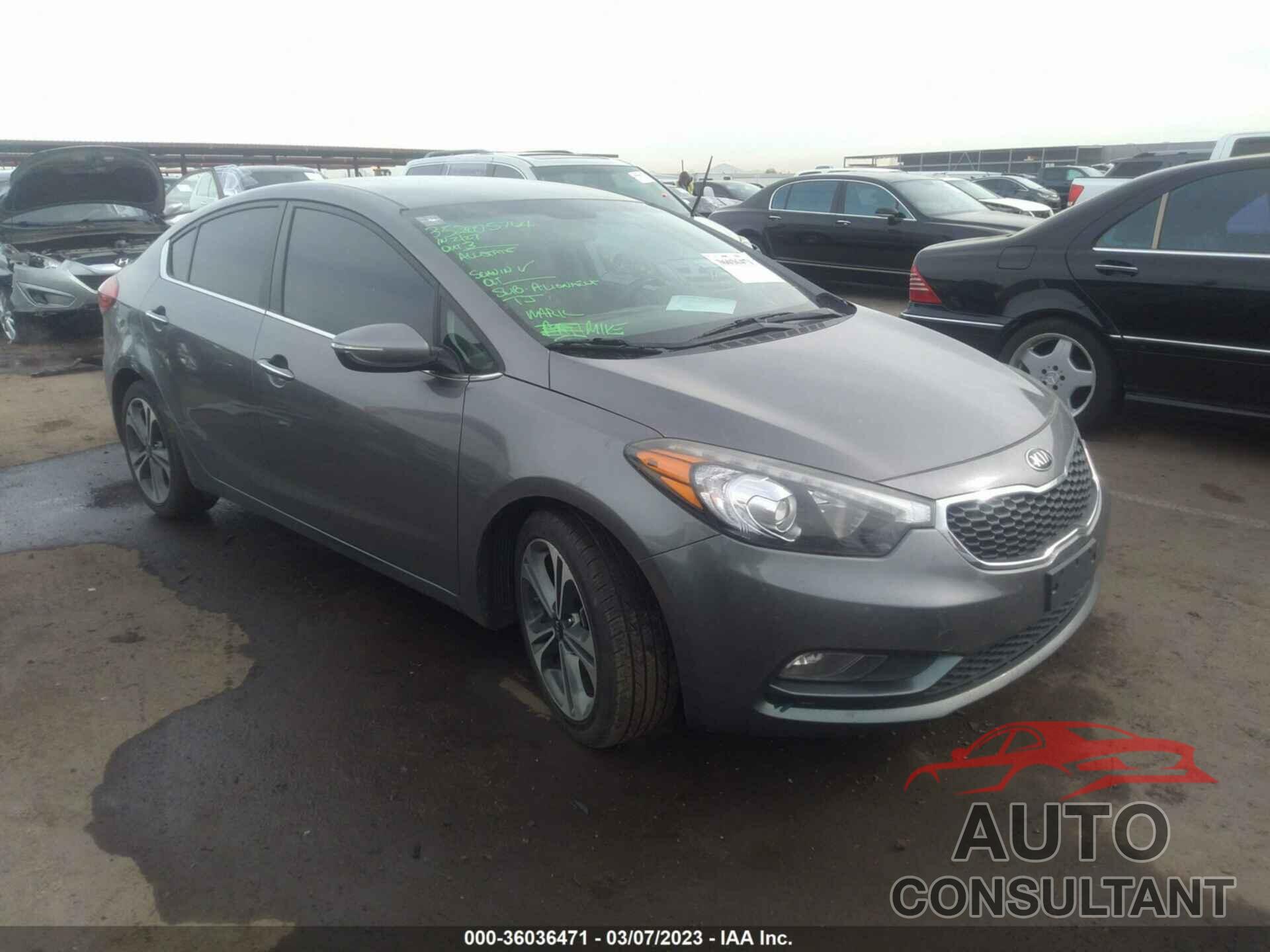 KIA FORTE 2016 - KNAFX4A8XG5554691