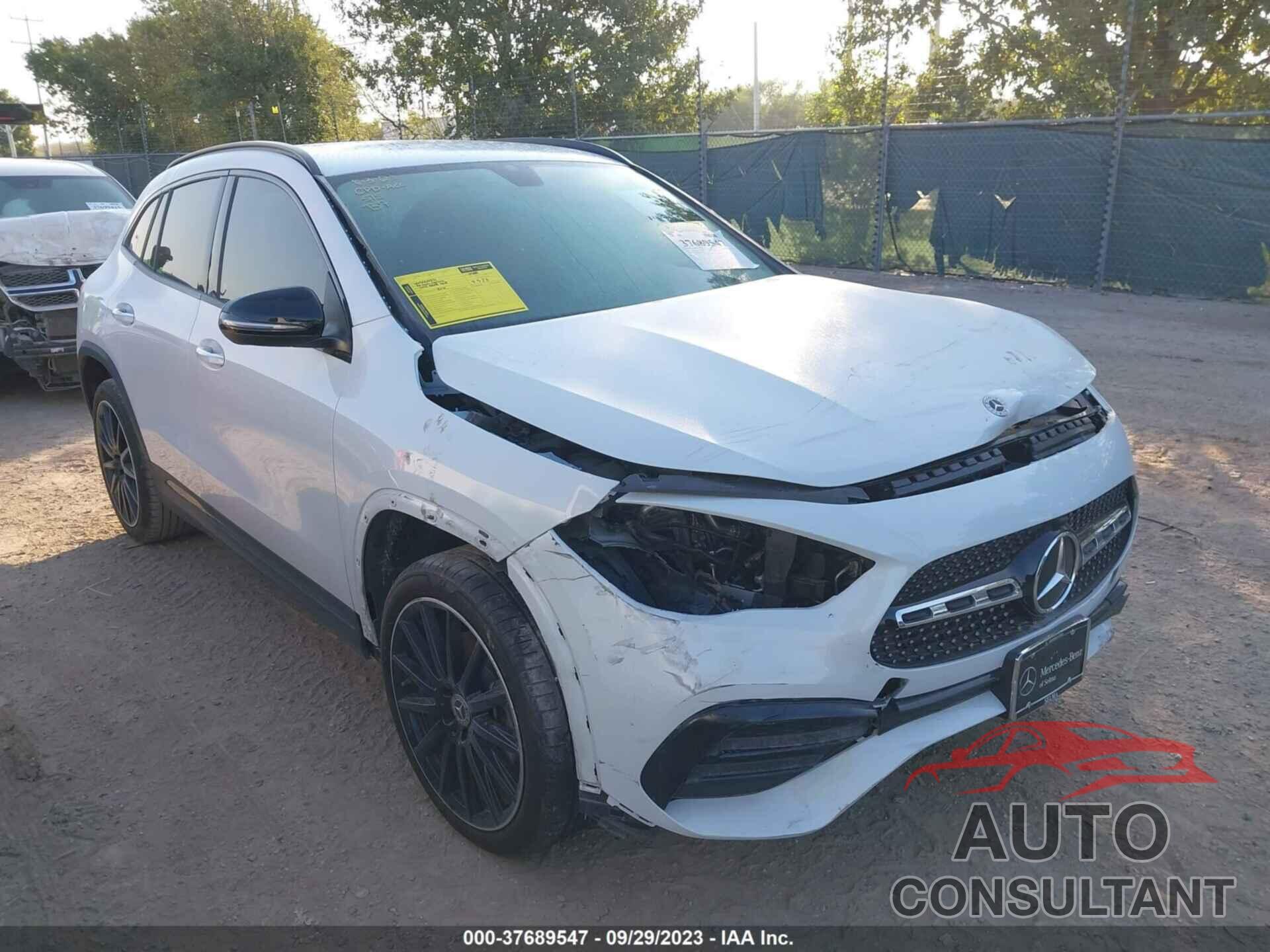 MERCEDES-BENZ GLA 250 2023 - W1N4N4GB2PJ436072