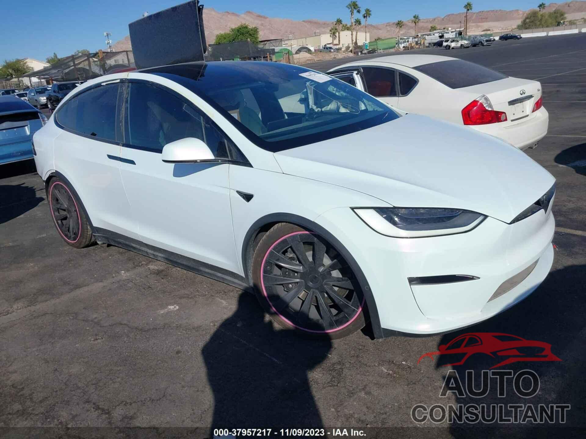 TESLA MODEL X 2023 - 7SAXCBE56PF366310