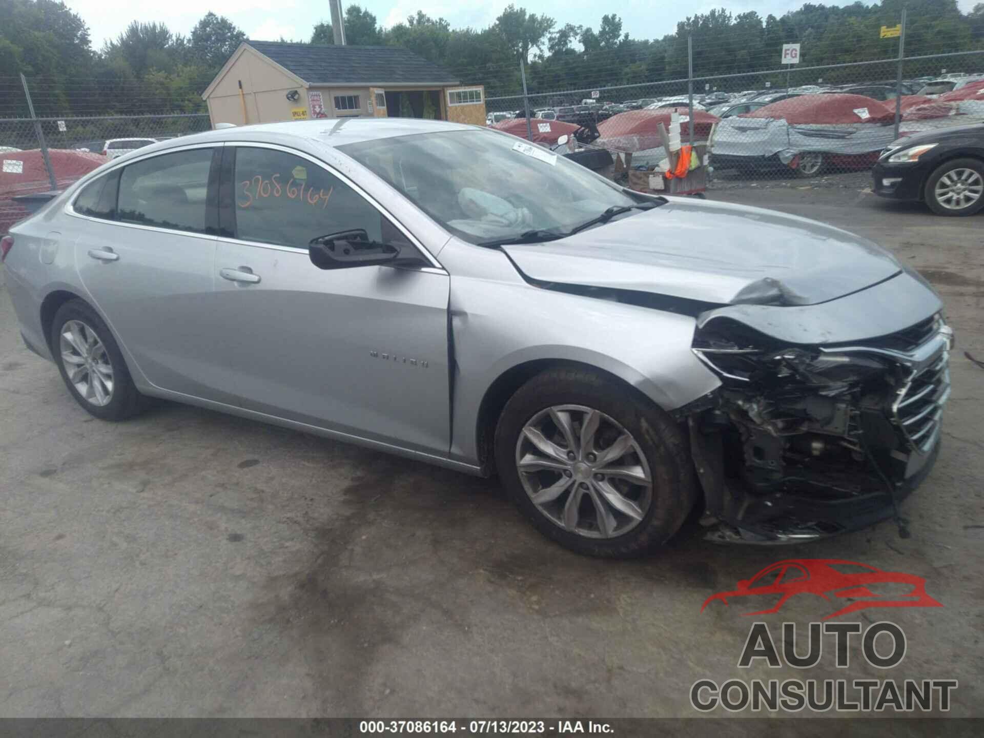 CHEVROLET MALIBU 2020 - 1G1ZD5ST4LF069509