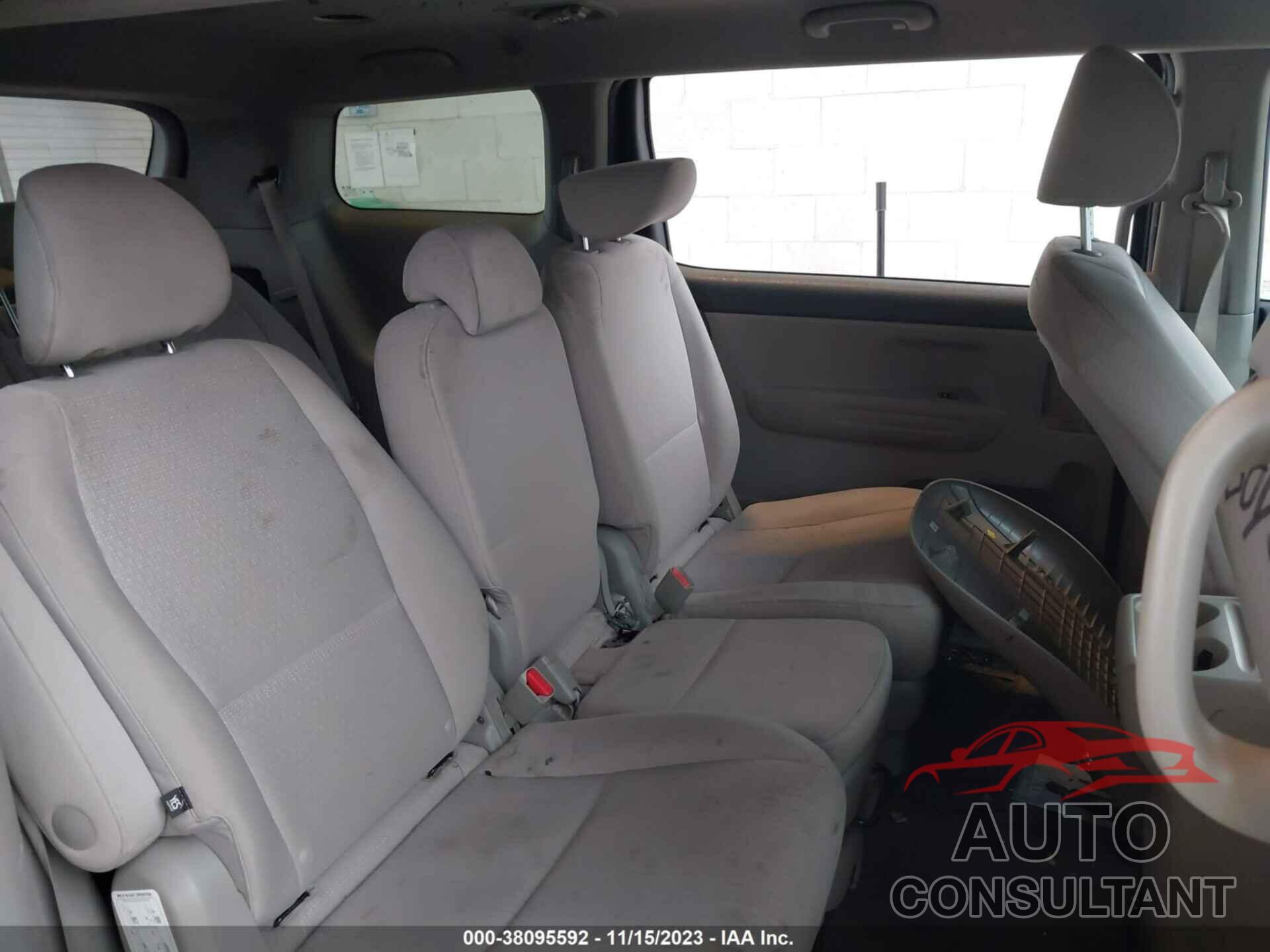 KIA SEDONA 2017 - KNDMB5C13H6219816