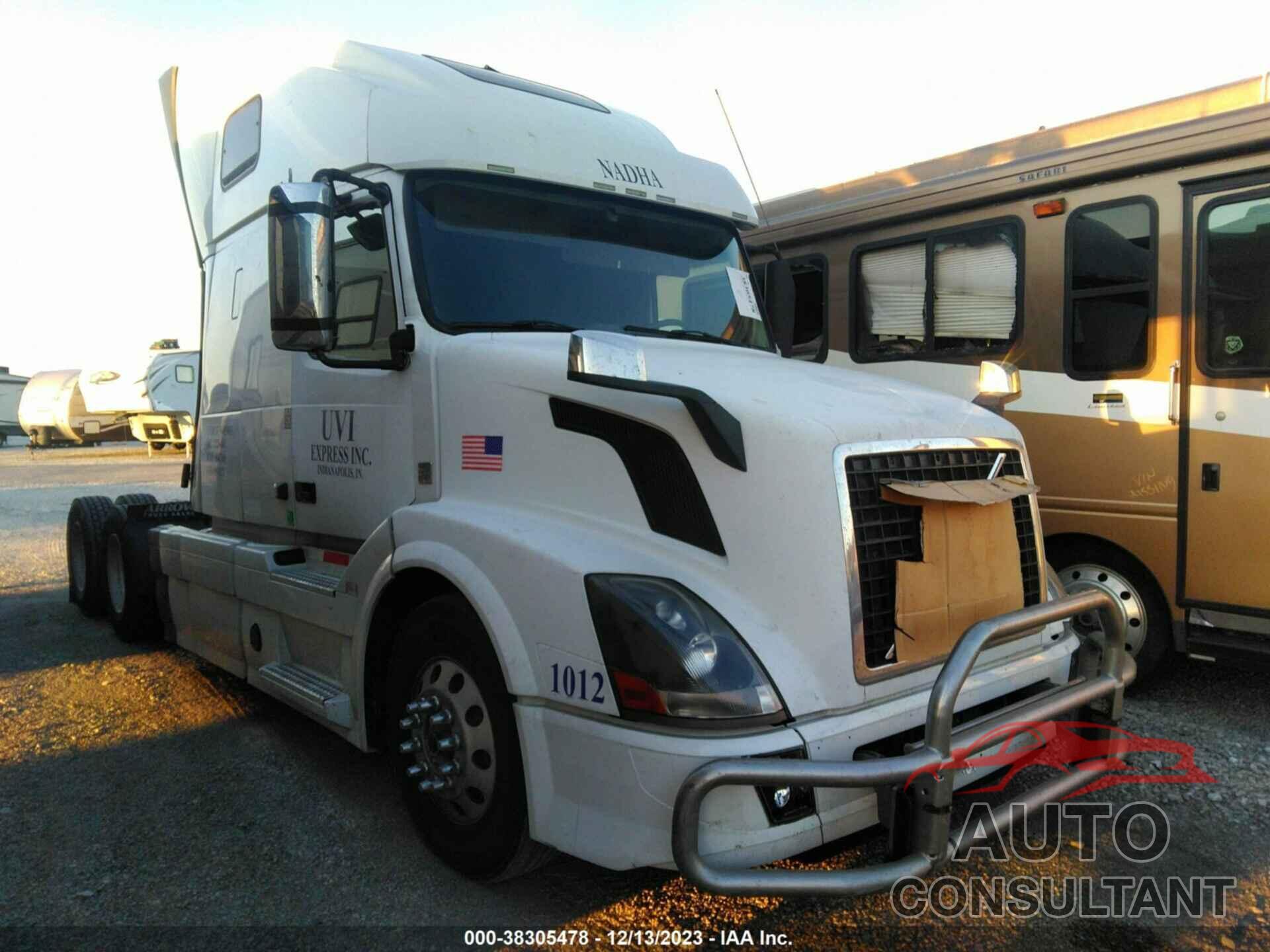 VOLVO VNL 2017 - 4V4NC9EH4HN991027