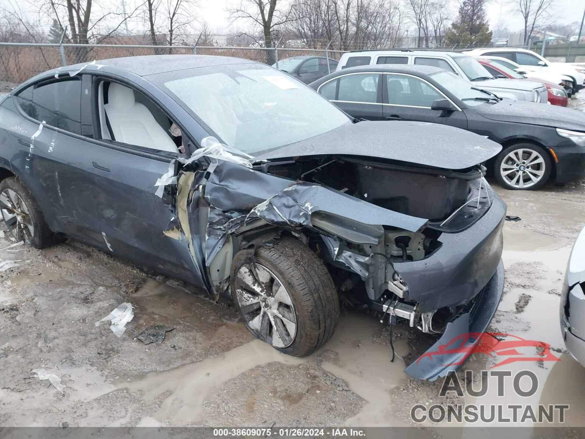 TESLA MODEL Y 2023 - 7SAYGDEEXPA176124