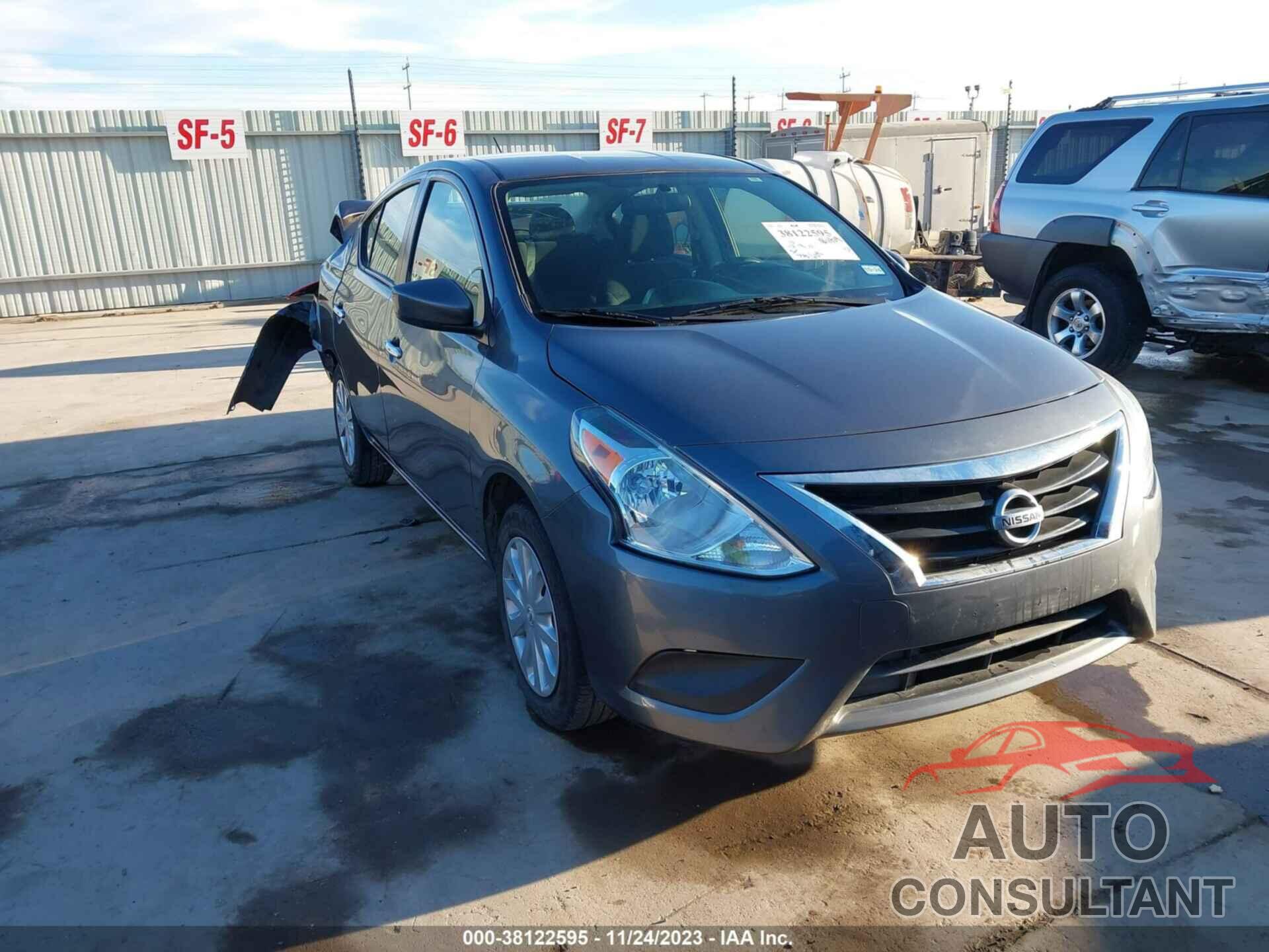 NISSAN VERSA 2019 - 3N1CN7AP1KL865832