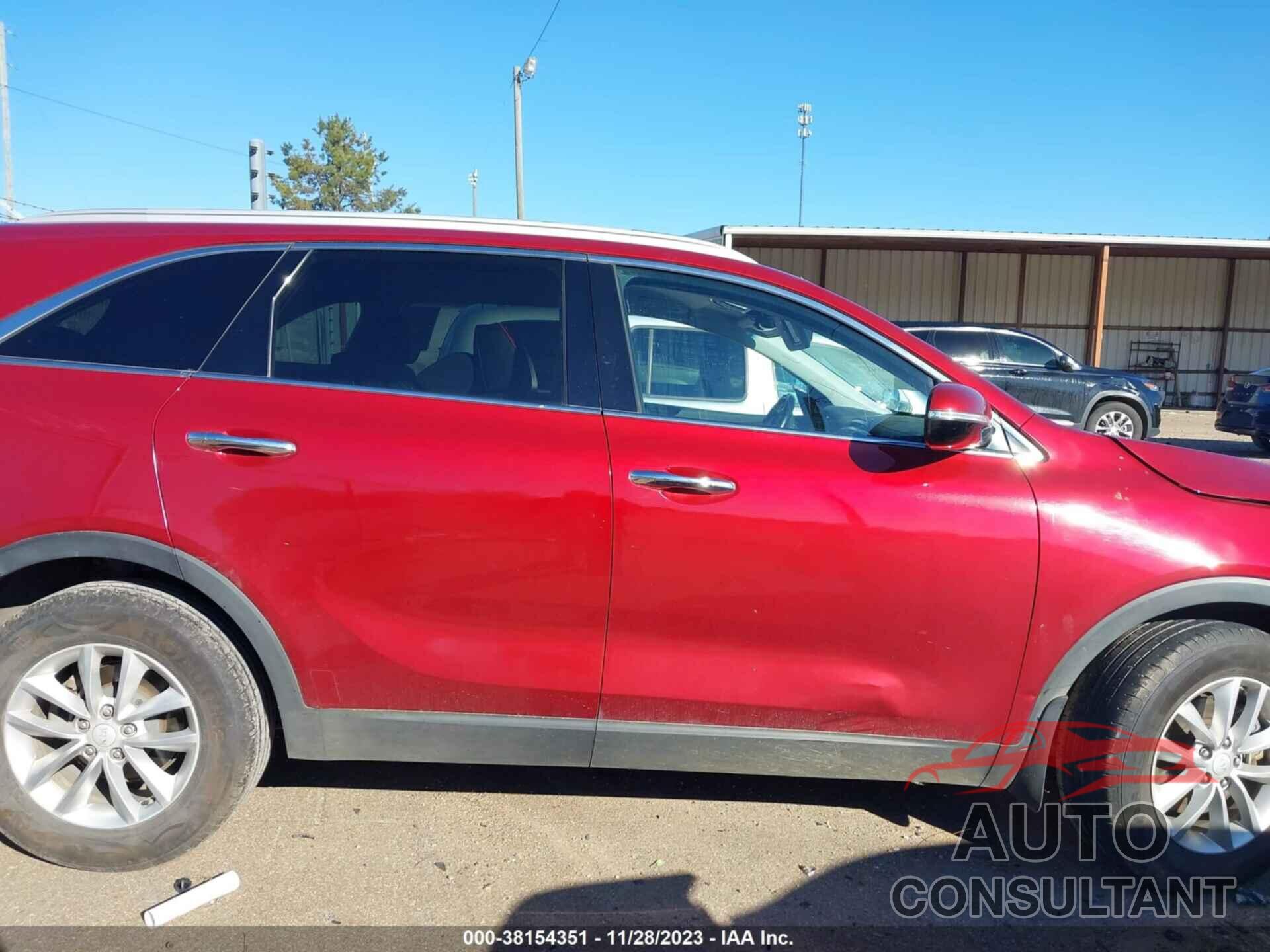 KIA SORENTO 2017 - 5XYPG4A36HG212823