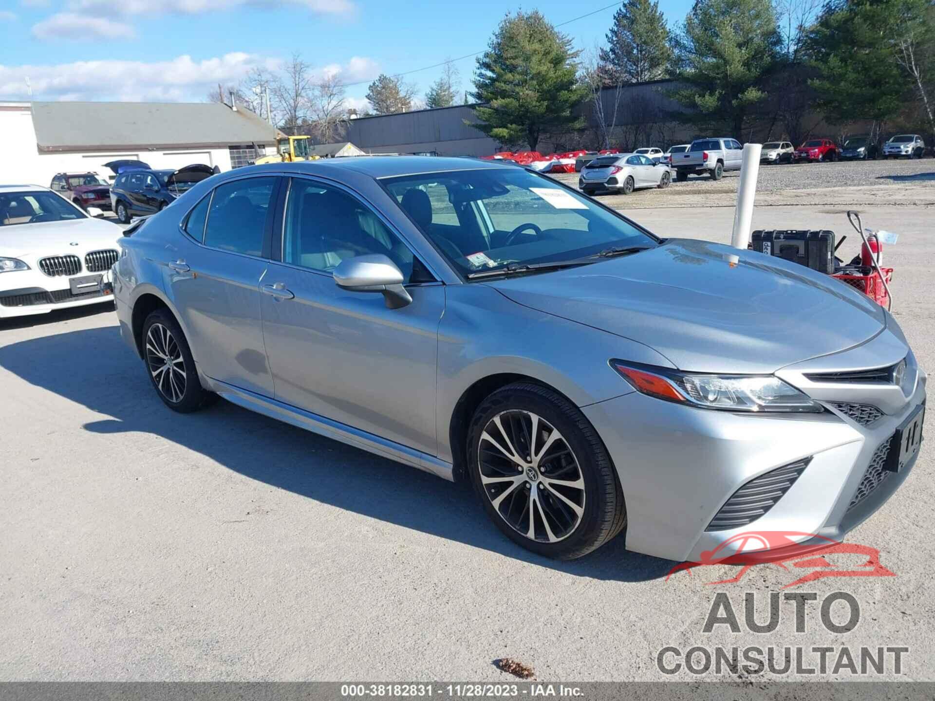 TOYOTA CAMRY 2019 - 4T1B11HK2KU766529