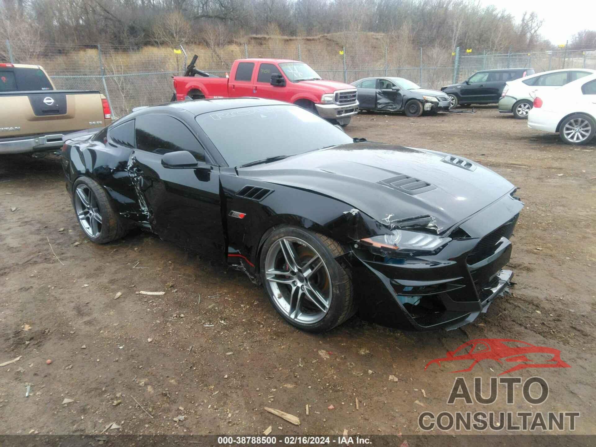 FORD MUSTANG 2020 - 1FA6P8CF3L5140173