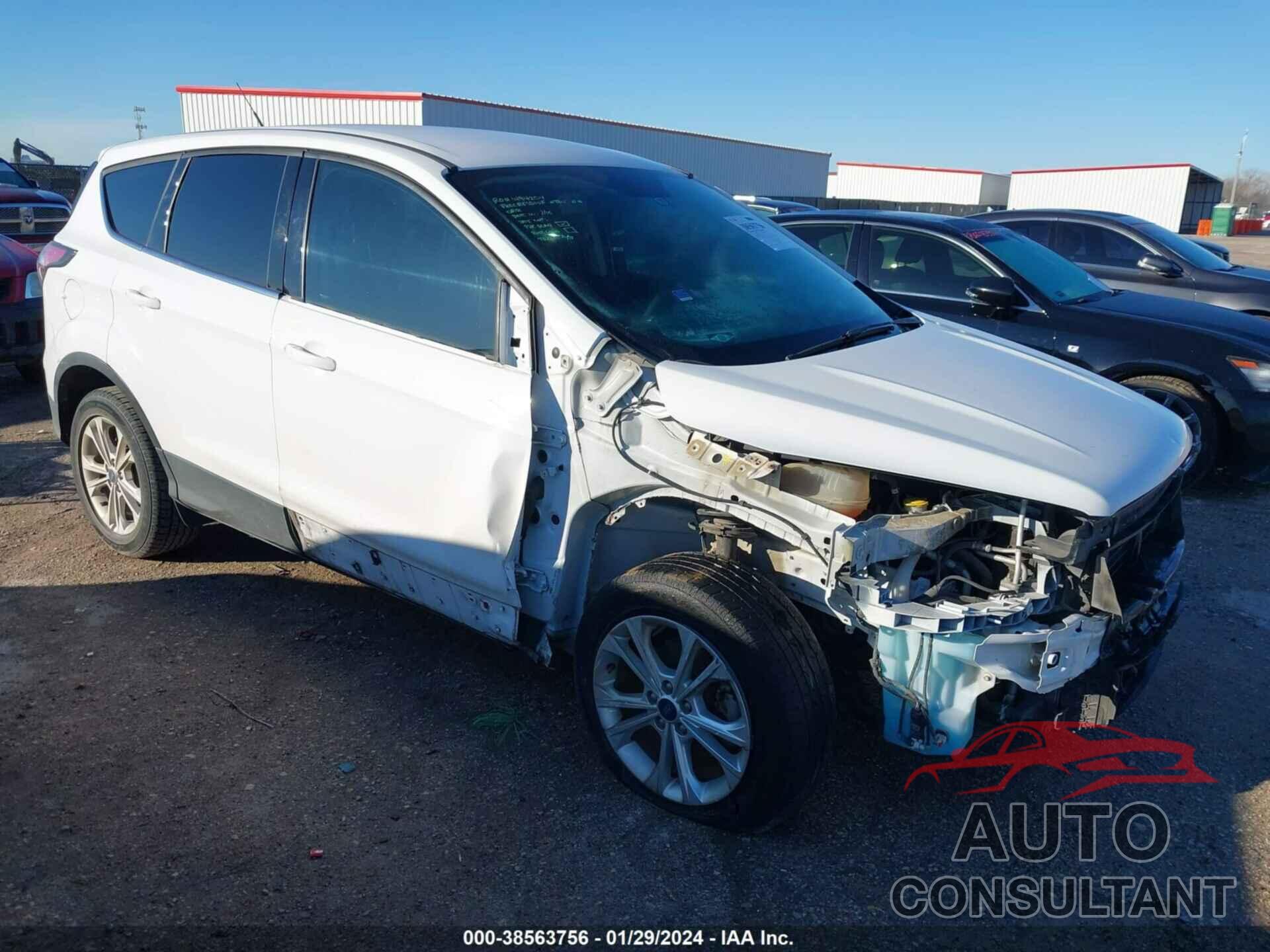 FORD ESCAPE 2017 - 1FMCU0GDXHUB60235