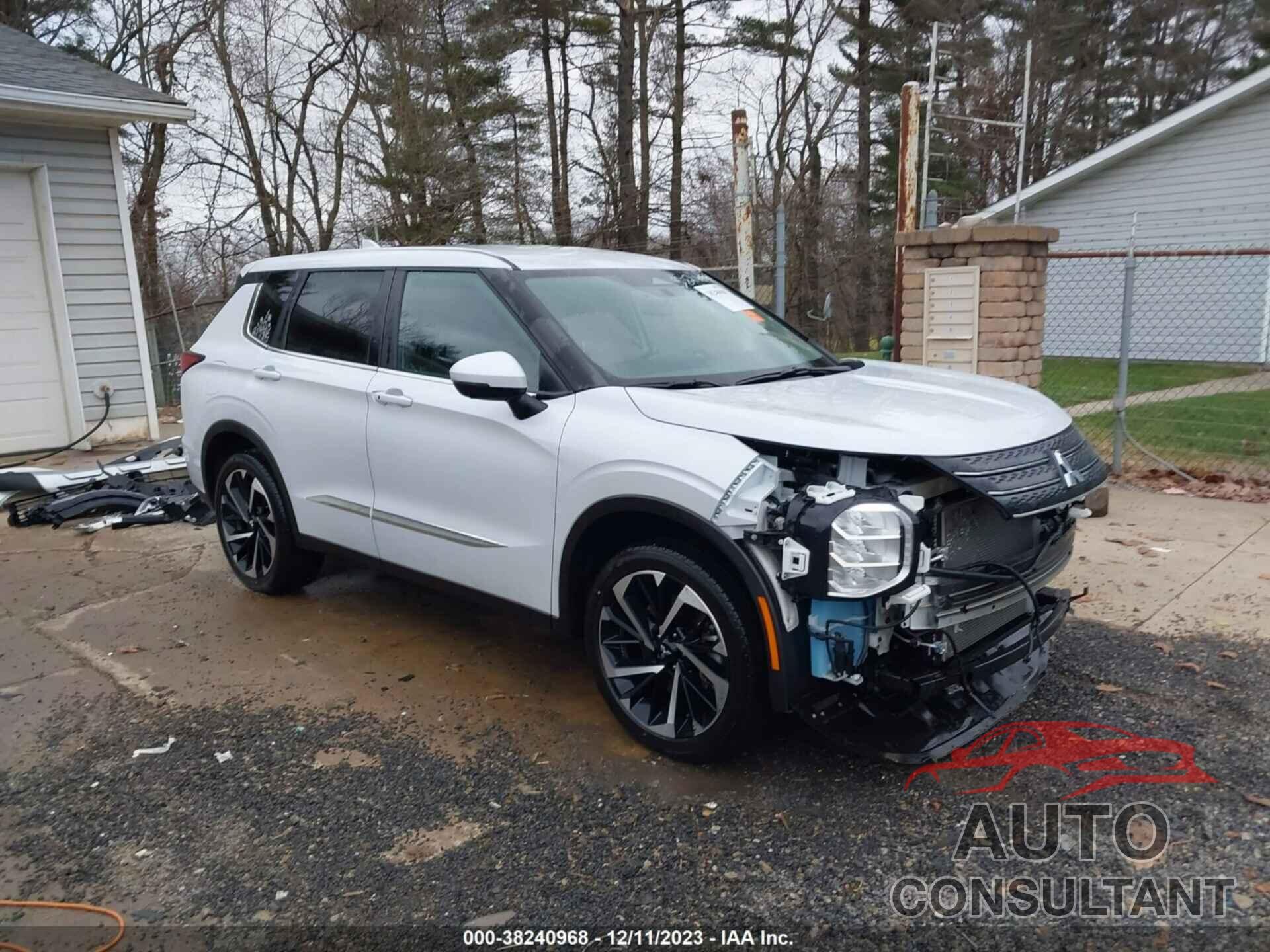 MITSUBISHI OUTLANDER 2022 - JA4J4UA84NZ088732