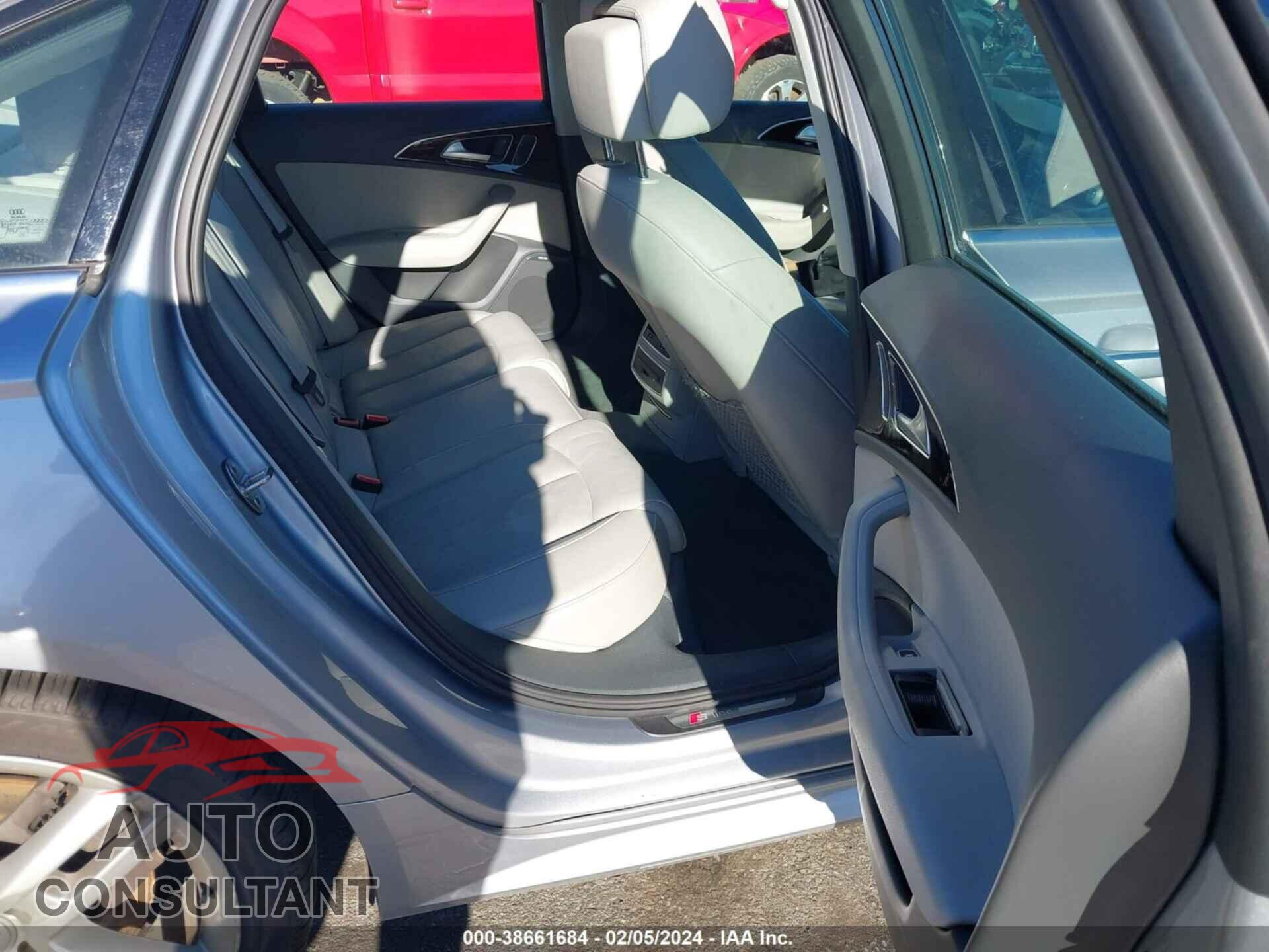 AUDI A6 2016 - WAUGFAFC0GN014592