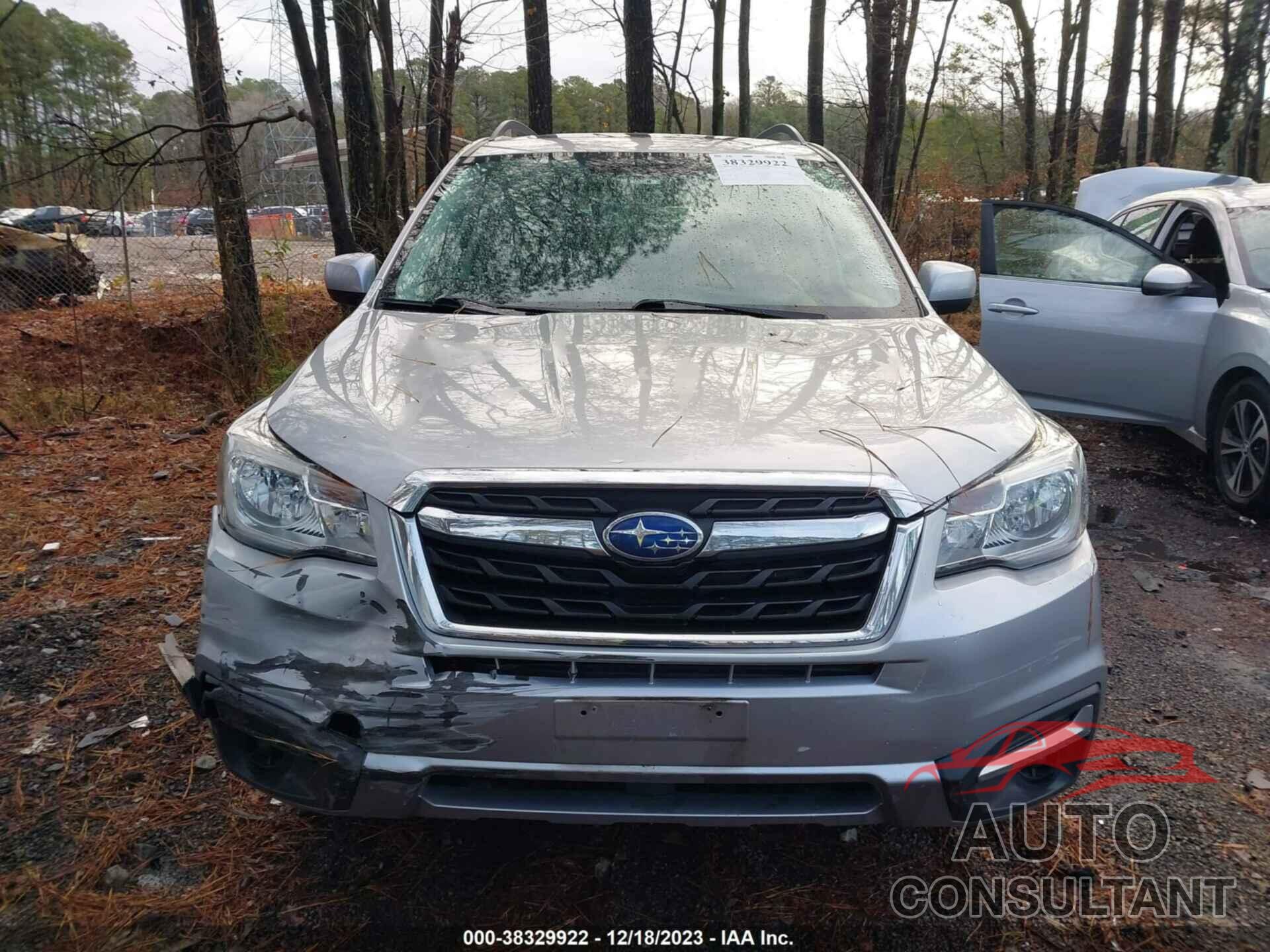 SUBARU FORESTER 2018 - JF2SJAEC7JH617849